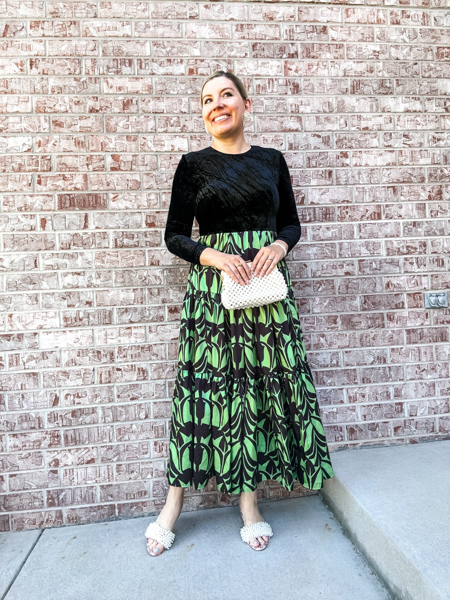 I’ve linked to some of my faves from one of my all time favorite brands today (and this one can be rented from Rent the Runway! Use my link to get 40% off!)

https://rtr.app.link/e/nPgR8DFNANb

#LTKSeasonal #LTKSaleAlert #LTKMidsize