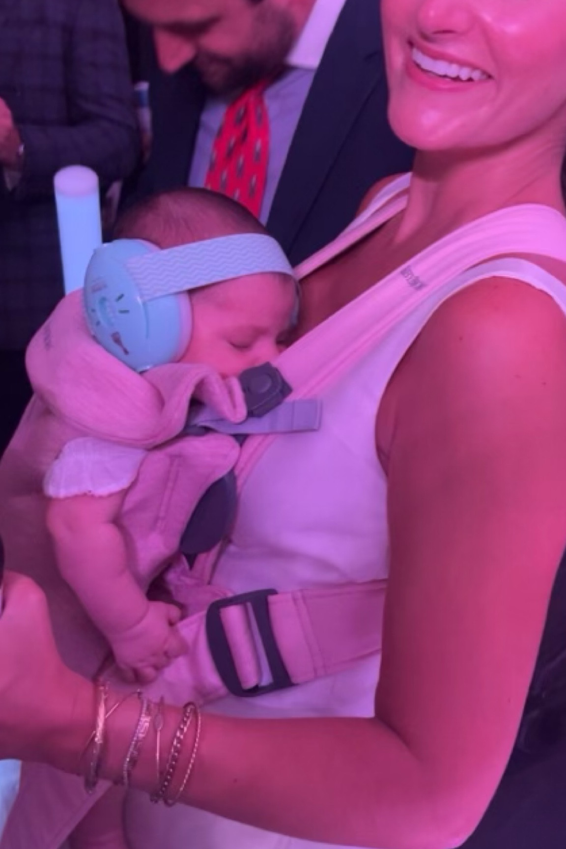 Baby headphones 🤪

#LTKKids #LTKBaby #LTKTravel