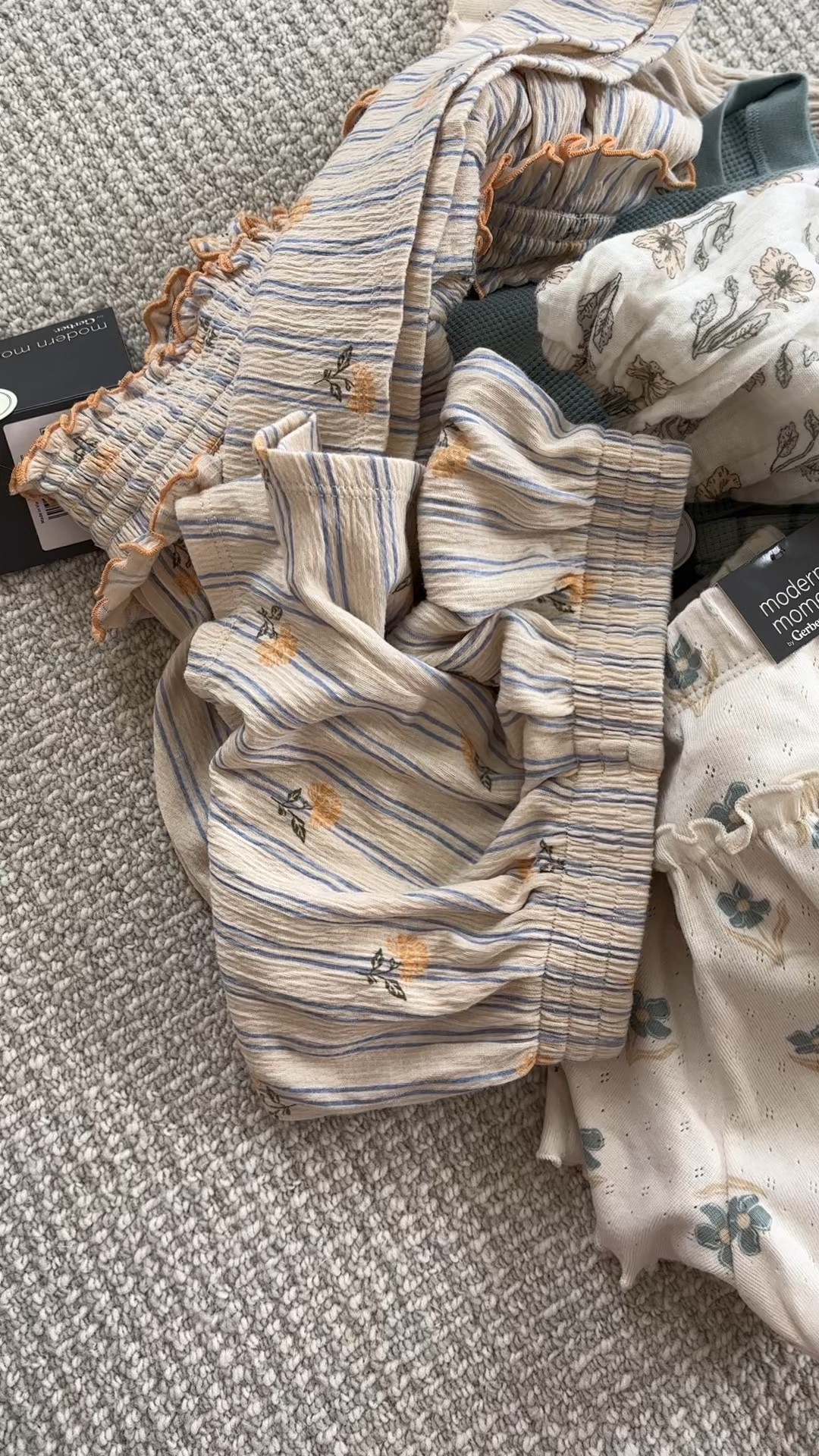 Toddler spring clothes from Walmart! All under $20 

Toddler clothes, spring clothes, toddler finds 