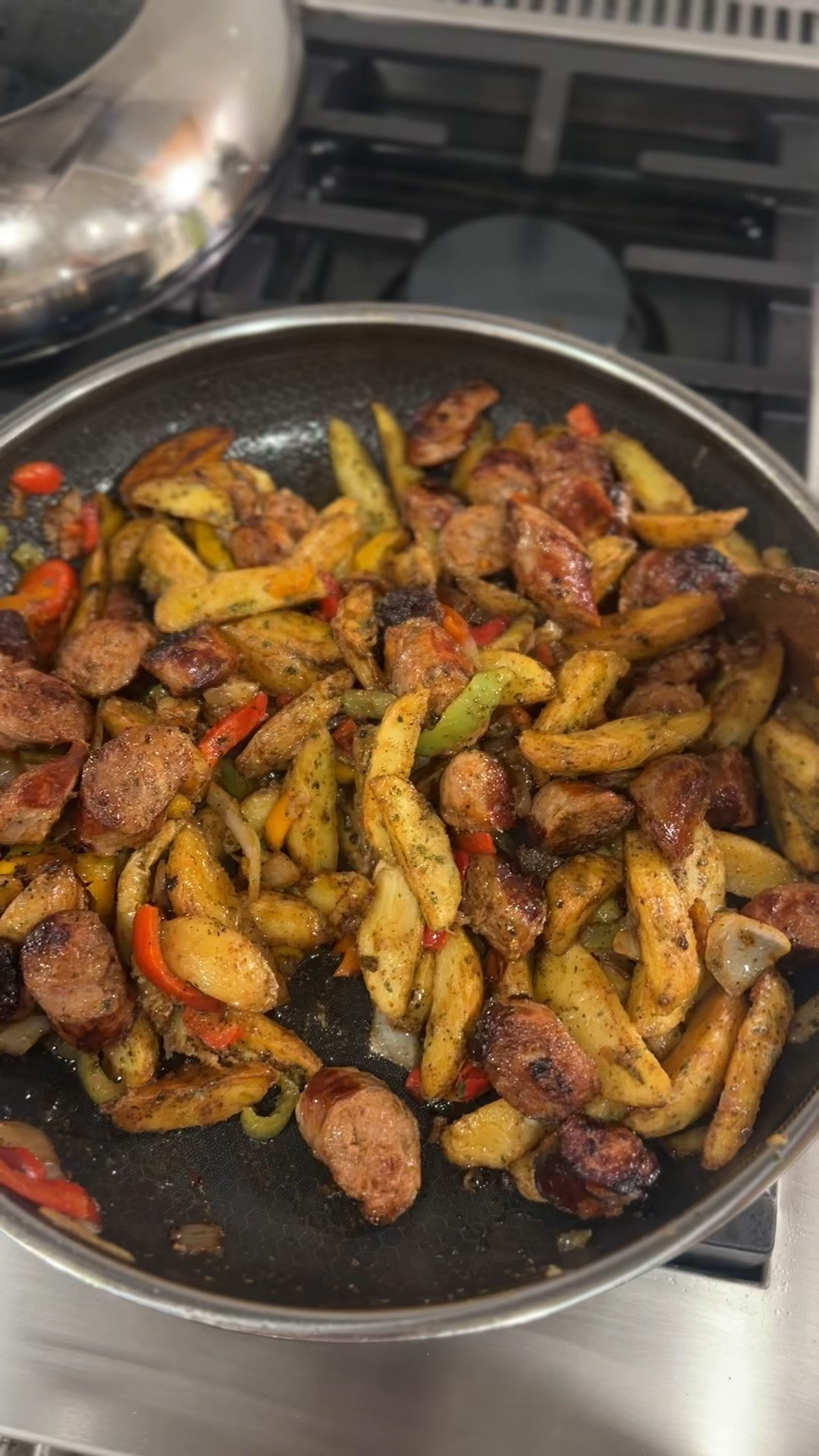 This is the number one used pan in my kitchen! Every mom needs this Hexclad in their life cause it’s finally a pan that fits EVERYTHING! 

#LTKfoodie #LTKHome