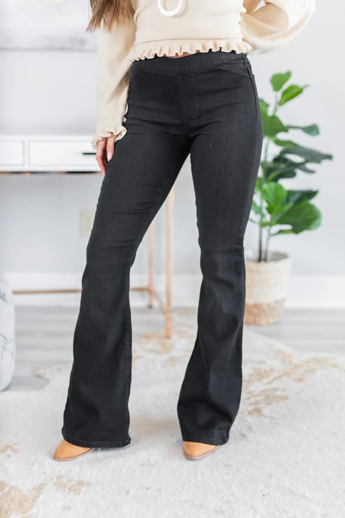 All The Confidence Stay Noir Black Flare Jeggings | The Mint Julep Boutique