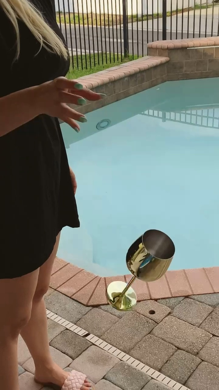 Gold Wine Glasses


#LTKSeasonal #LTKFind #LTKhome