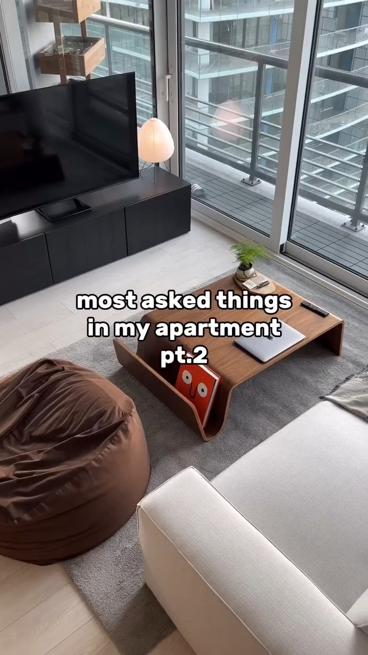 pt2. most asked things in my apartment 🫡
.
.
#apartmentdecor #interiordesign #lamp #livingroom #homedecor #ikea #pillow #lighting #apartment #smallapartment