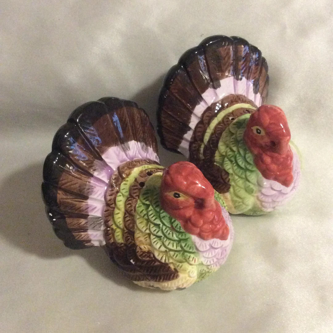 Turkey Salt and a Pepper Shakers, Ceramic Turkeys, Thanksgiving | Etsy (US)