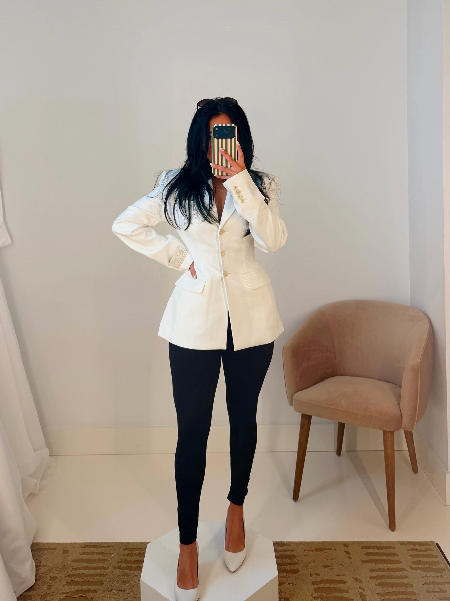 big decisions call for a good outfit… and even better nails 💍✨
@glamnetic press-ons came with me for the moment!! #glamnetic #glamneticpartner @Aritzia 

📌 find them at your local @ultabeauty store! 
🔗 in bio @shop.ltk 

#bridalera #2026bride #bridetobride

#LTKWedding #LTKBeauty #LTKootd