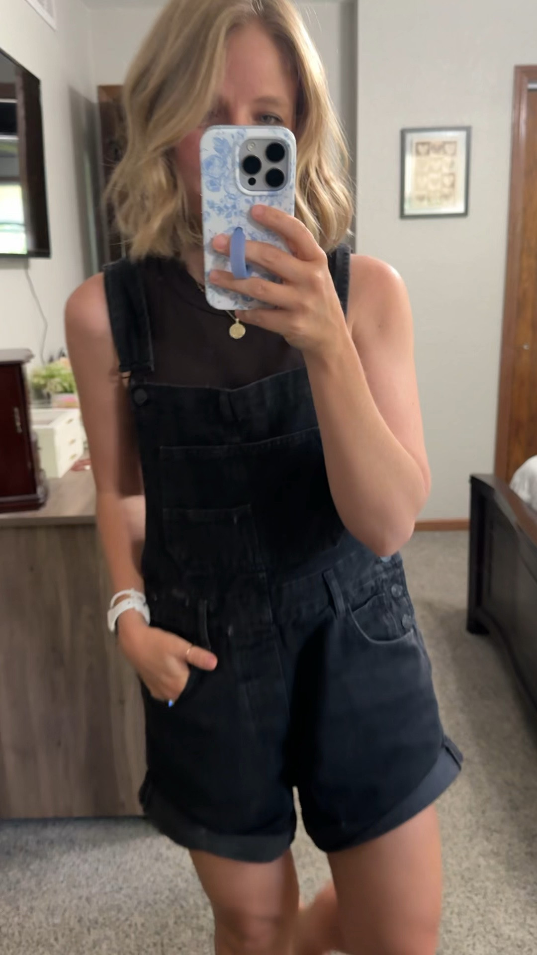 Monday ootd! My tank is a size medium and my overalls are a small! I have several pair from this brand and they are my all time favorite!

#LTKootd