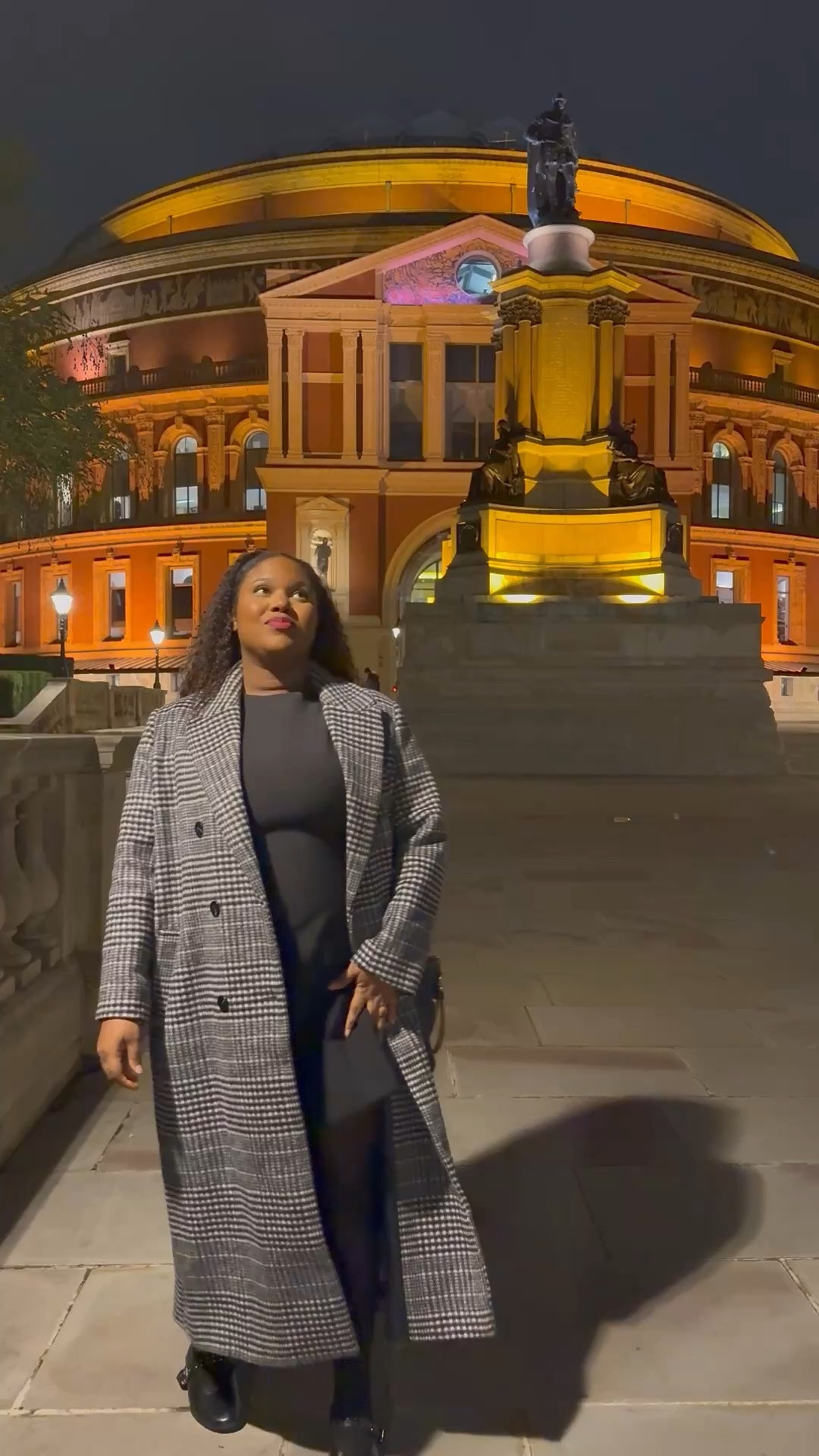 Wearing the cap sleeve odd muse dress in XXL

#LTKautumn #LTKuk