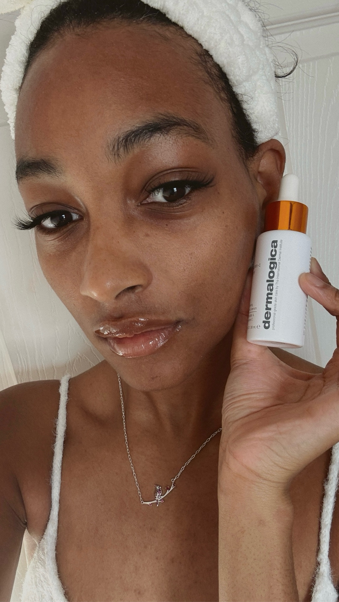 How to Use Vitamin C in Nighttime Skin Care Routine 🍊🫧

#LTKBeauty #LTKselfcare