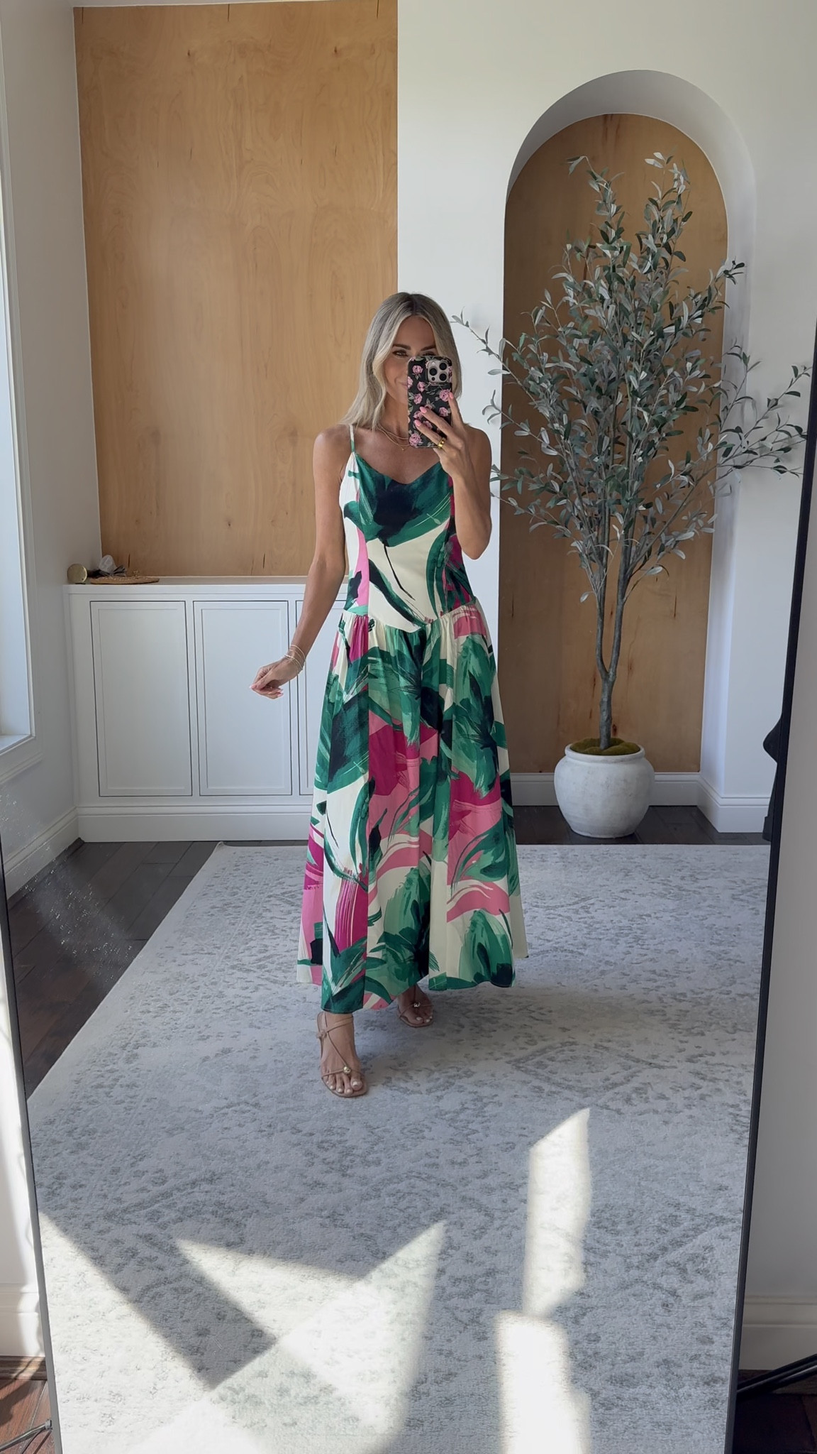 Vacation dresses on sale 30% off!

#LTKSaleAlert #LTKTravel #LTKOver40