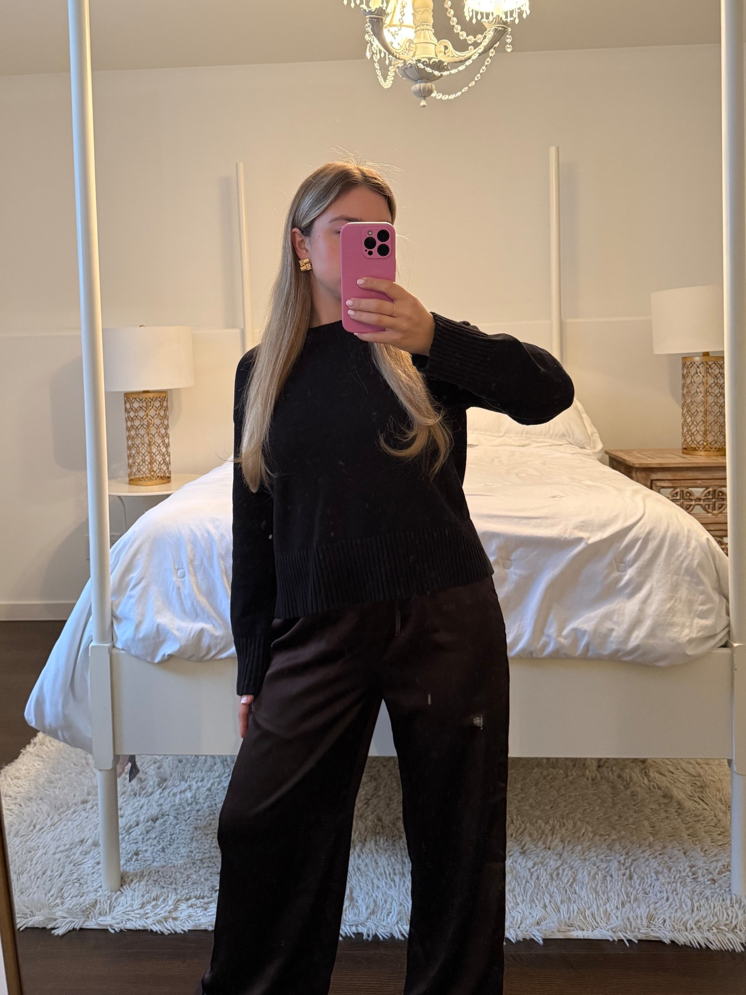 Pjs but make it office friendly👩🏼‍💻 My brown satin pants are from uniqlo but no longer available - linked similar!  

#LTKcanada #LTKworkwear