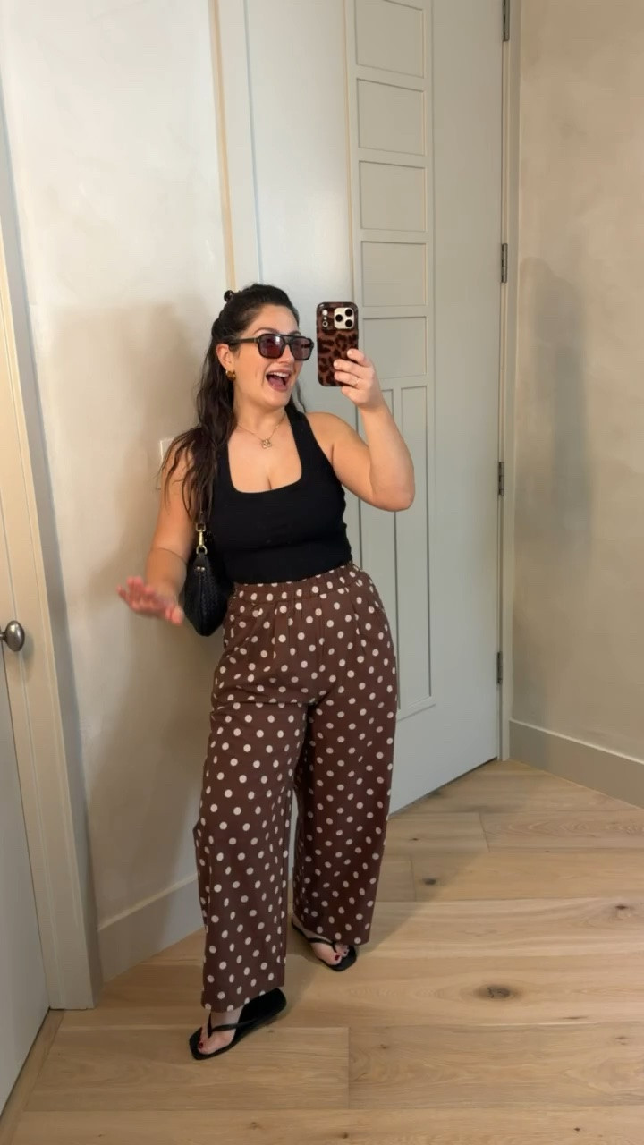 OOTD! 
Tank with built in bra size small
Linen polka dot pants size small

5’0” 140lbs 
Petite friendly

#LTKootd #LTKPetite #LTKSaleAlert