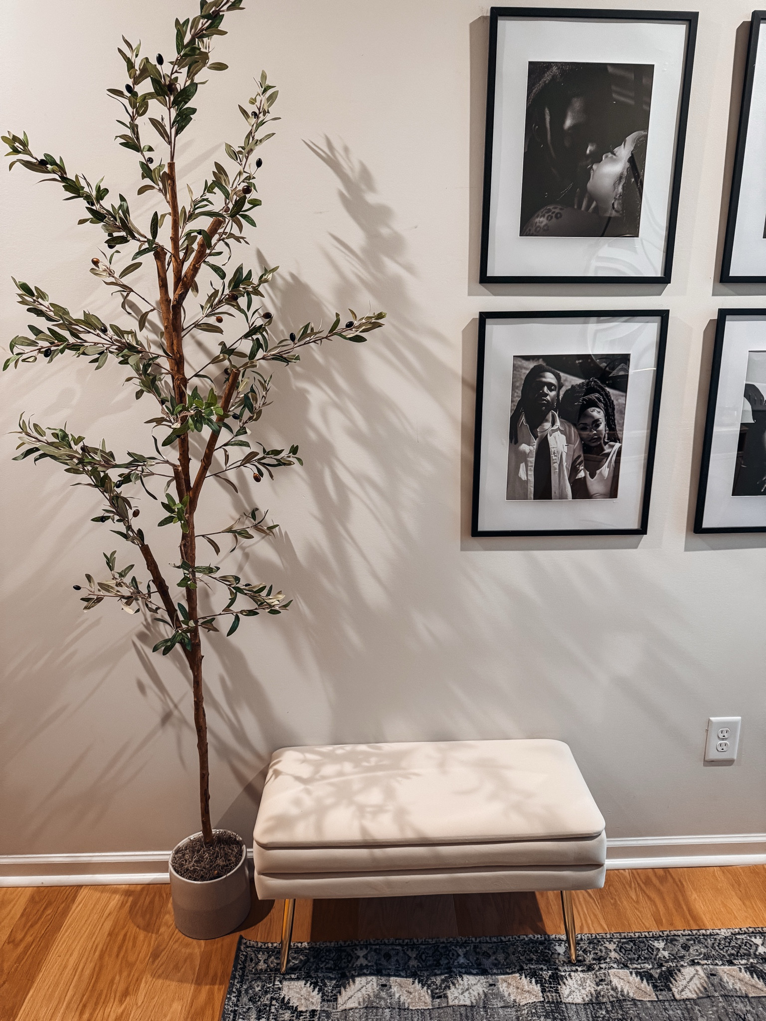 A bohemian inspired entryway for a townhome! My first project I was able to complete start to finish without piece milling it! Love that for us! 

#HomeyVibes | Love turning this house into a HOME!



#LTKSaleAlert #LTKHome #LTKFamily