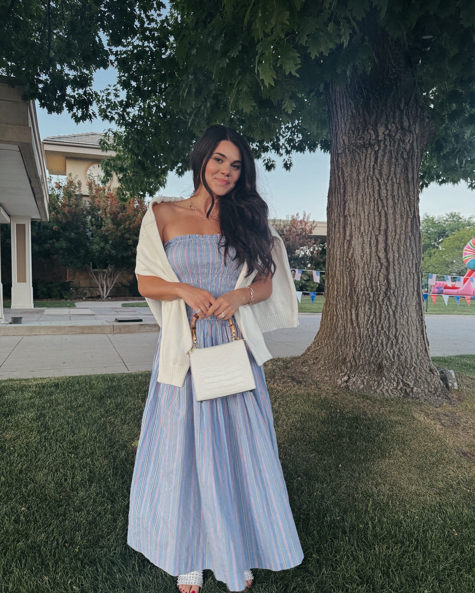 Just a gal in a blue dress 💙✨🦋🍉🥰🎀☺️

#LTKStyleTip #LTKSeasonal