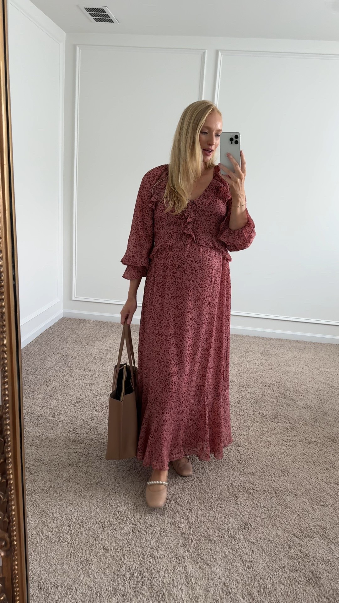 Love this ruffled floral maxi dress! Styled it here for work wear but would also be vote for fall family photos. Wearing a size small and it’s very bump friendly. You could also add a skinny belt to the waist. 

Fall dress// maxi dress // floral dress // bump style // work outfit // teacher outfit

#LTKBump #LTKautumn #LTKSeasonal