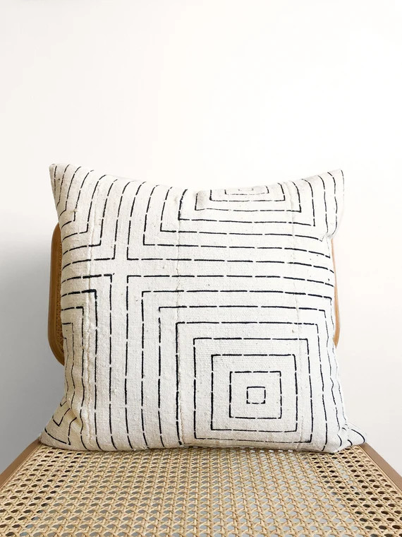 White Mudcloth Pillow Cover with Black Illusion Pattern  | Etsy | Etsy (US)