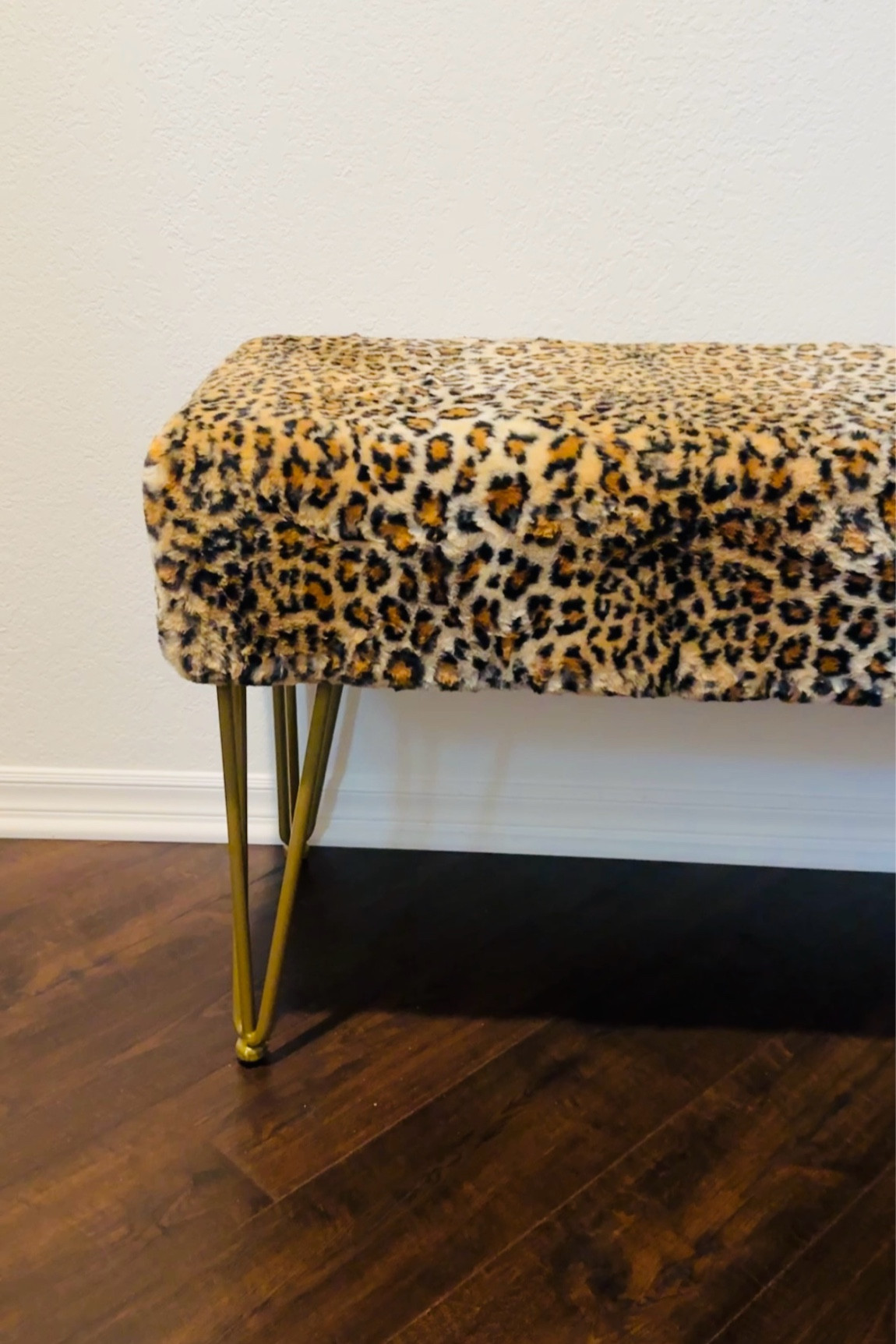This leopard print bench is everything! 

#LTKHome