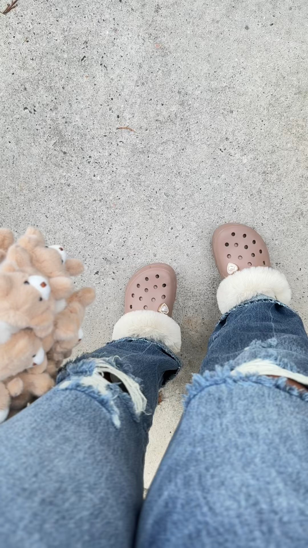Fuzzy lined Crocs

#LTKGiftGuide #LTKHoliday #LTKootd