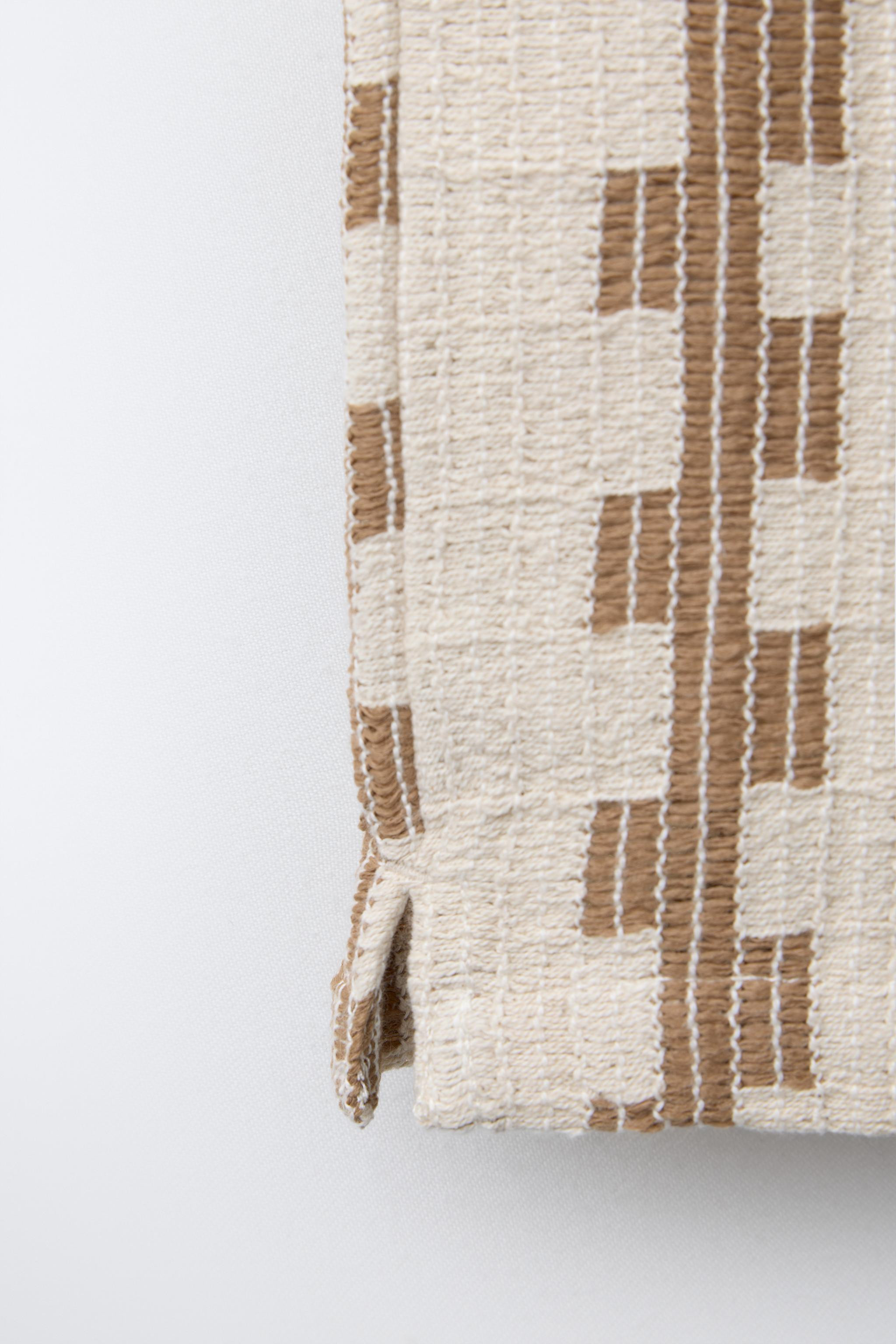 PRINTED TEXTURED SHORTS | Zara US