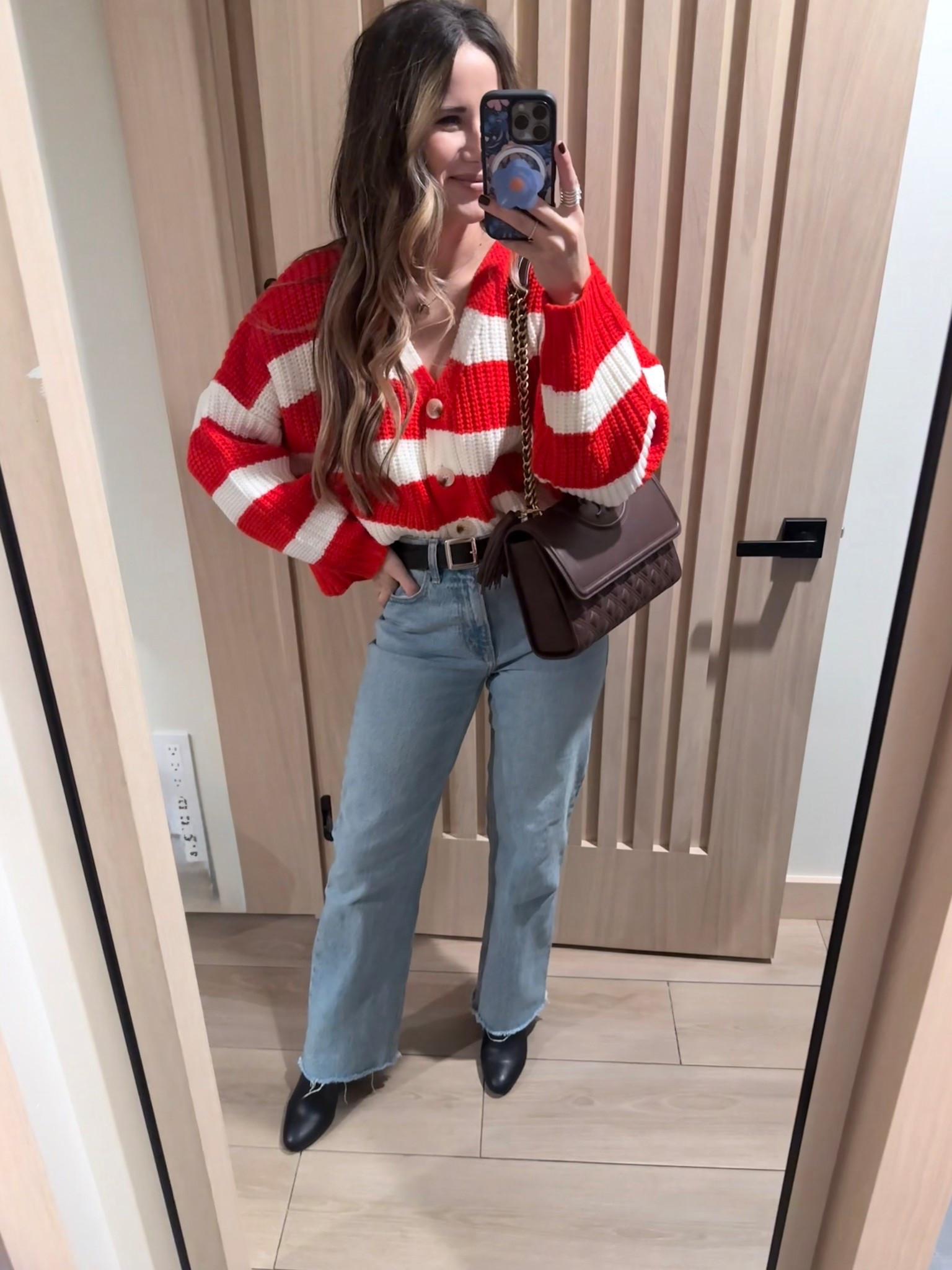 Fall outfit inspo 
Sweater Weather approved 

#fall #sweater #falloutfit #style #outfitinspo #womens #affordableclothing #jeans 

#LTKStyleTip #LTKFindsUnder50 #LTKSaleAlert