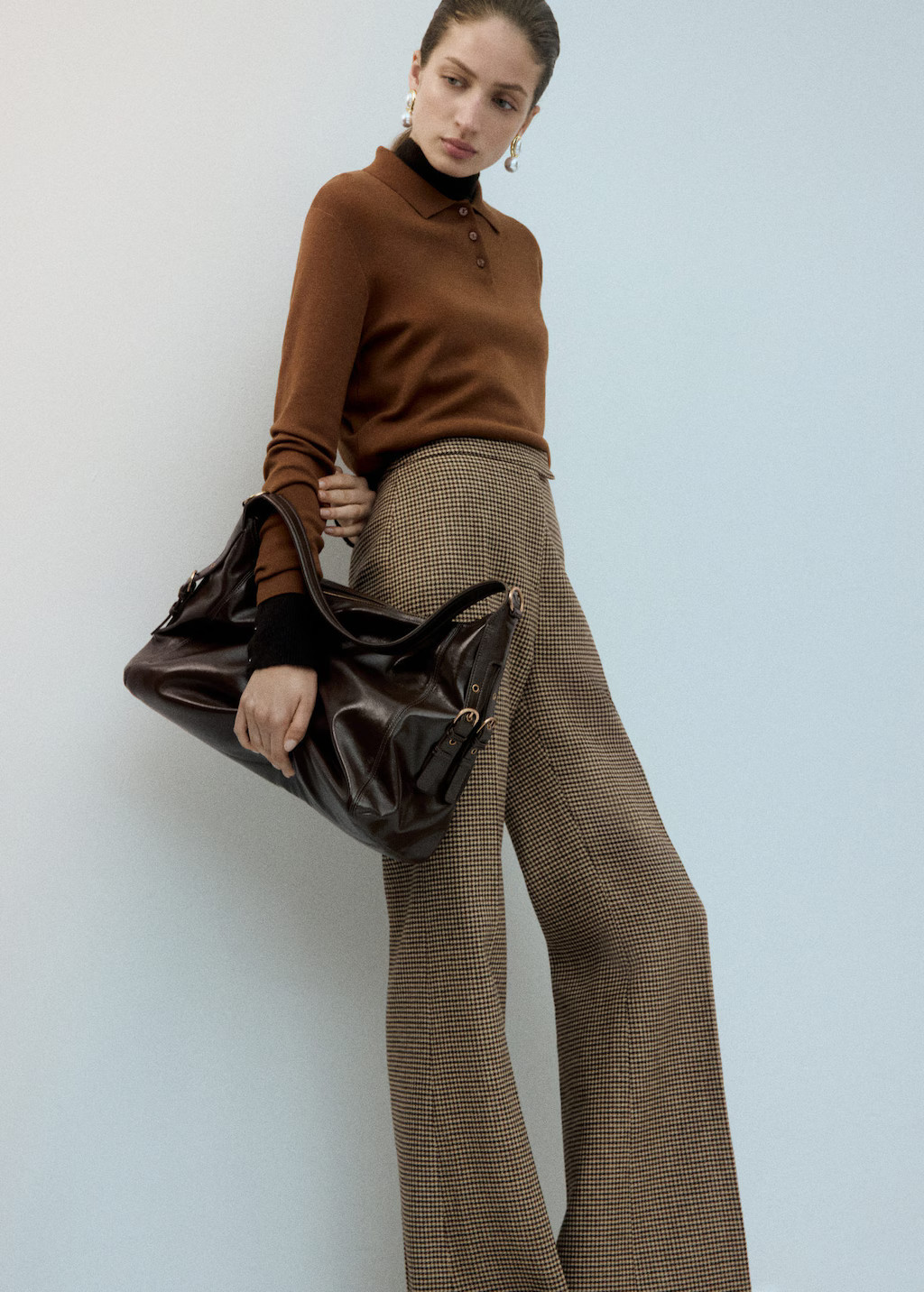 Shoulder bag with buckles detail khaki - Woman - One size - MANGO | MANGO (UK)