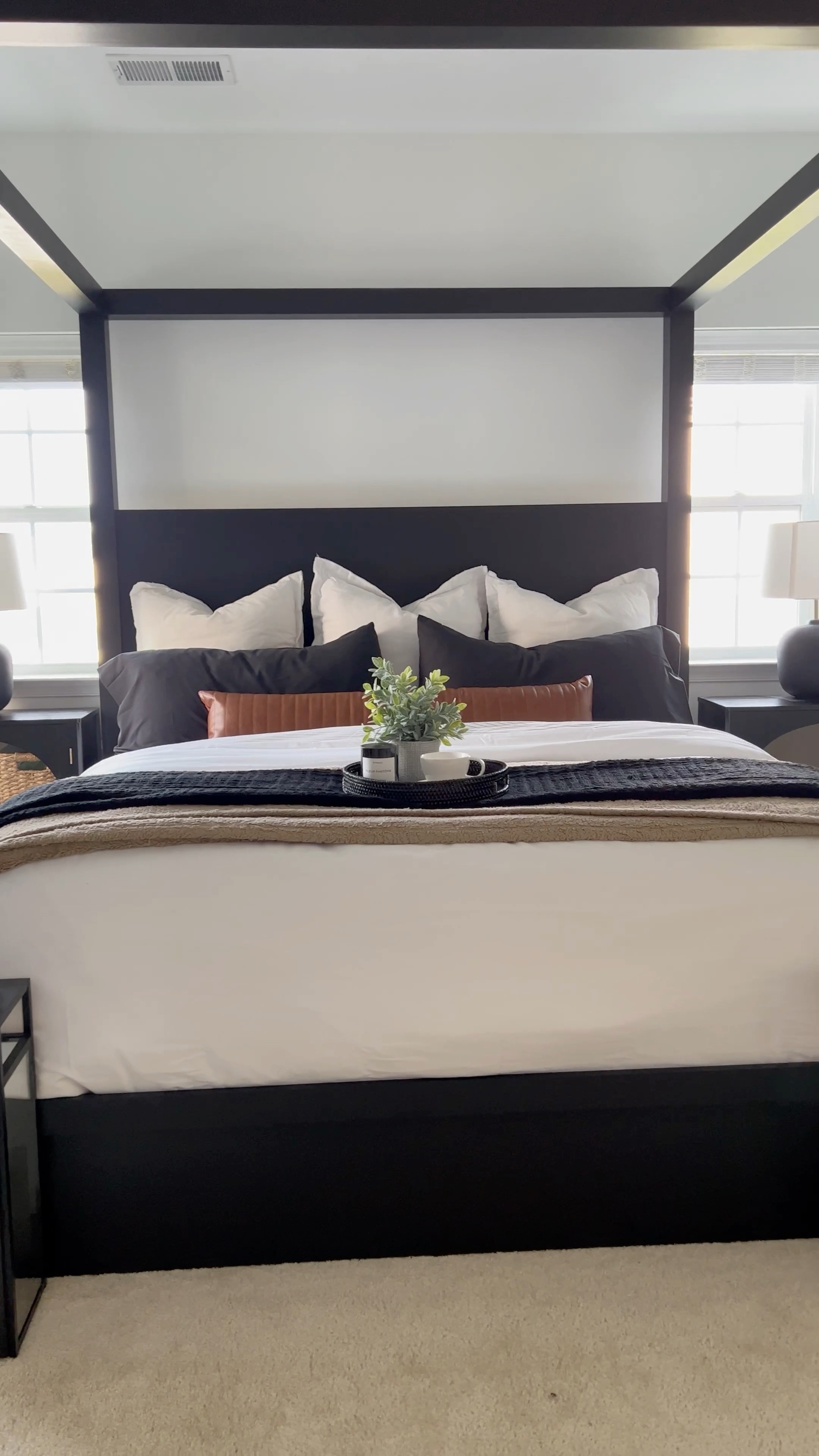 Link to large white pillows #bedroommakeover #homedecor 

#LTKFind #LTKhome