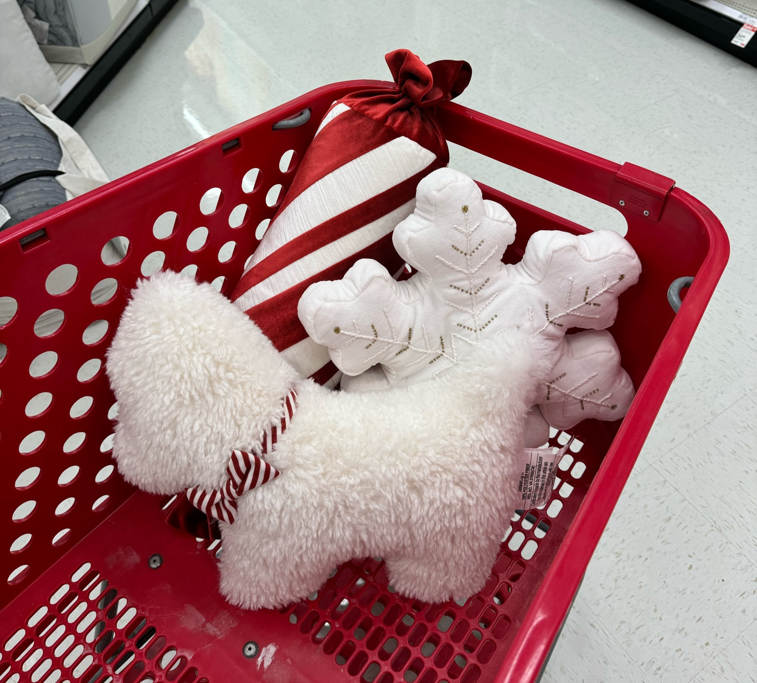 Target Holiday Pillows

#LTKSeasonal #LTKHoliday #LTKHome