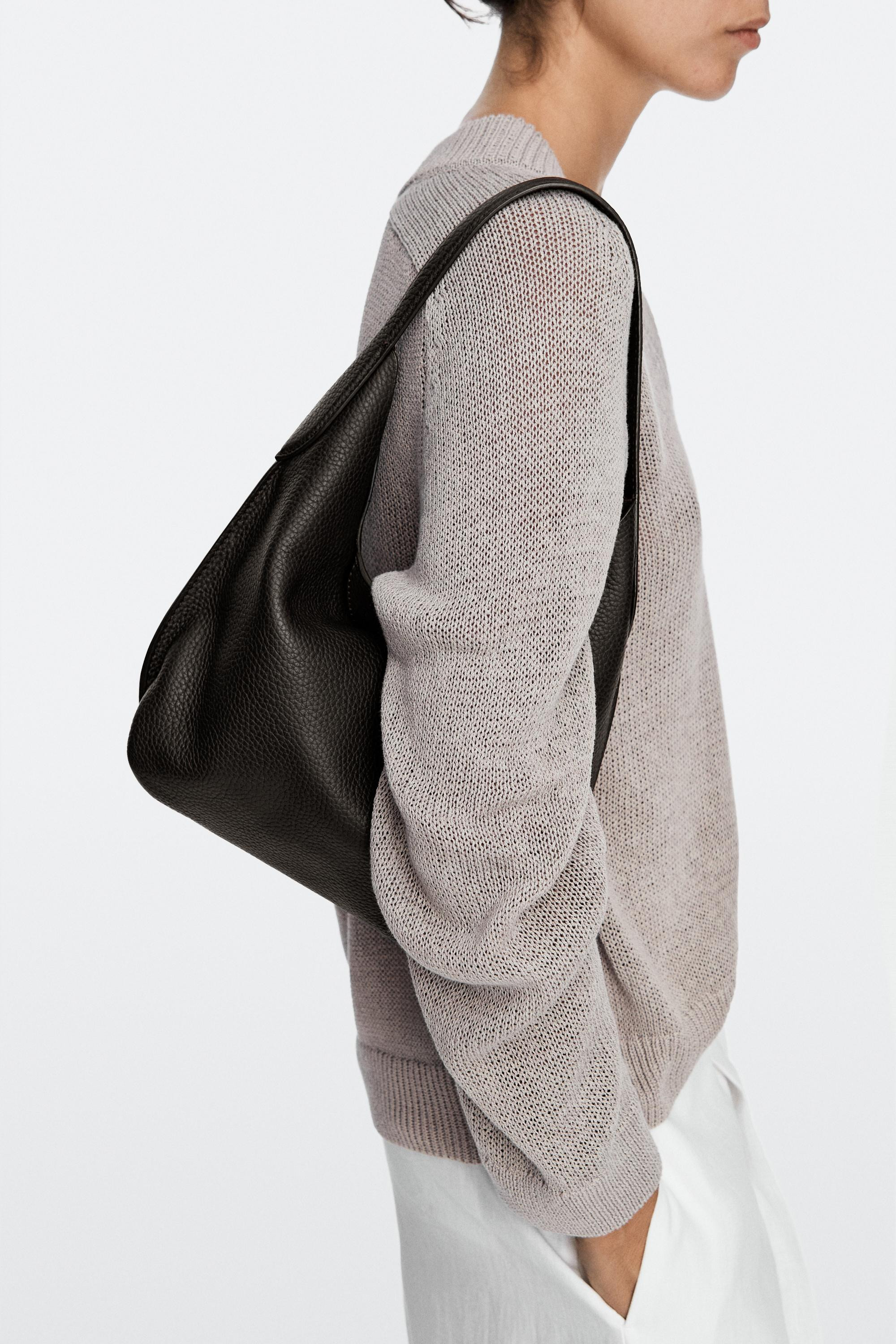Mini sac port\u00e9 \u00e9paule en cuir nappa | Massimo Dutti FR