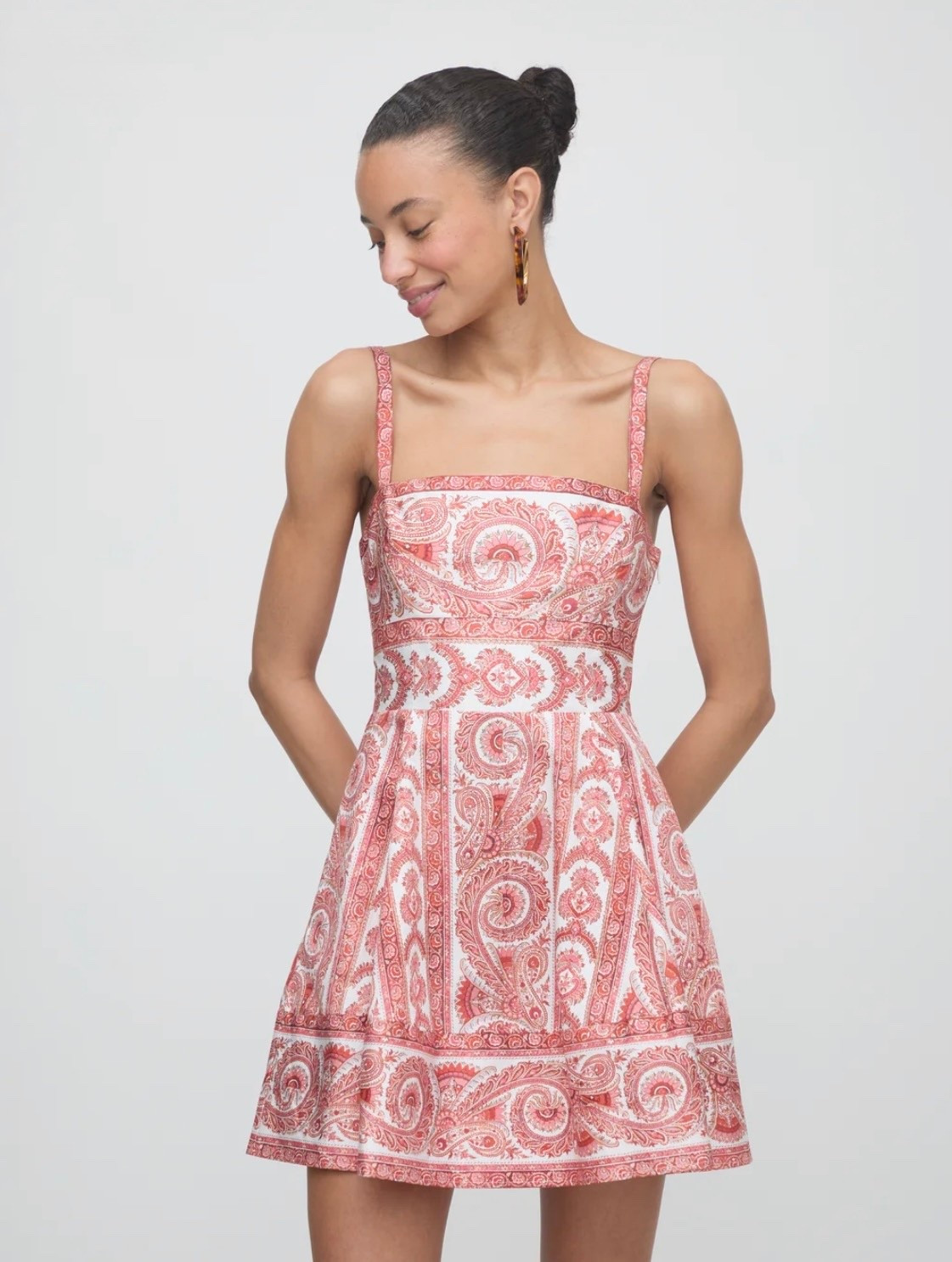 Hill House Corsica Paisley Capsule🌸

#LTKTravel #LTKSeasonal #LTKgrwm