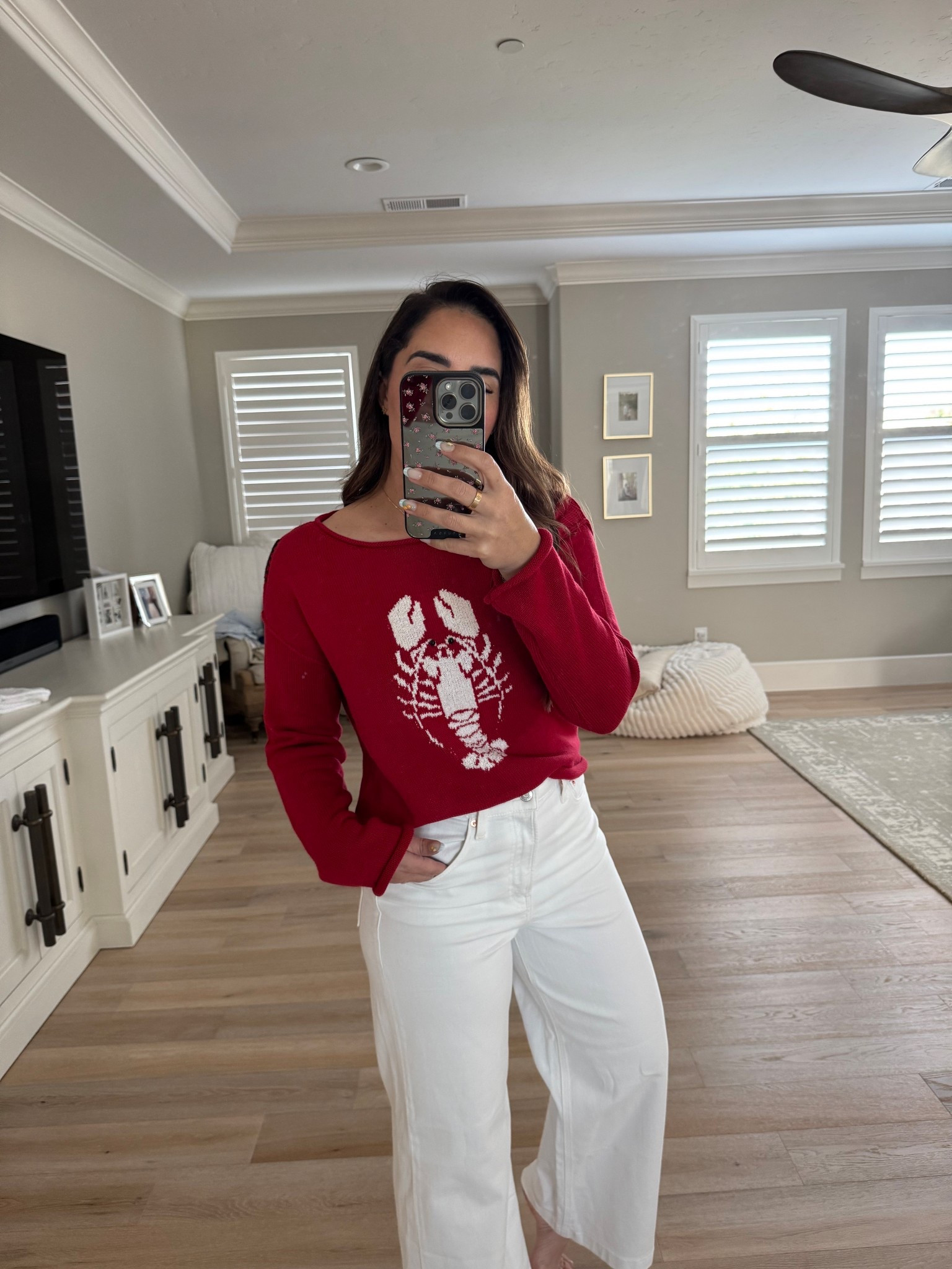 Lobster sweater 10/10 🤌🏼 🦞 wearing a Small 

#LTKSaleAlert #LTKStyleTip #LTKSeasonal