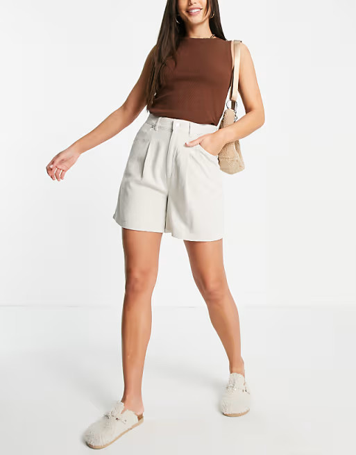 ASOS DESIGN Tall dad short in oatmeal linen | ASOS (Global)