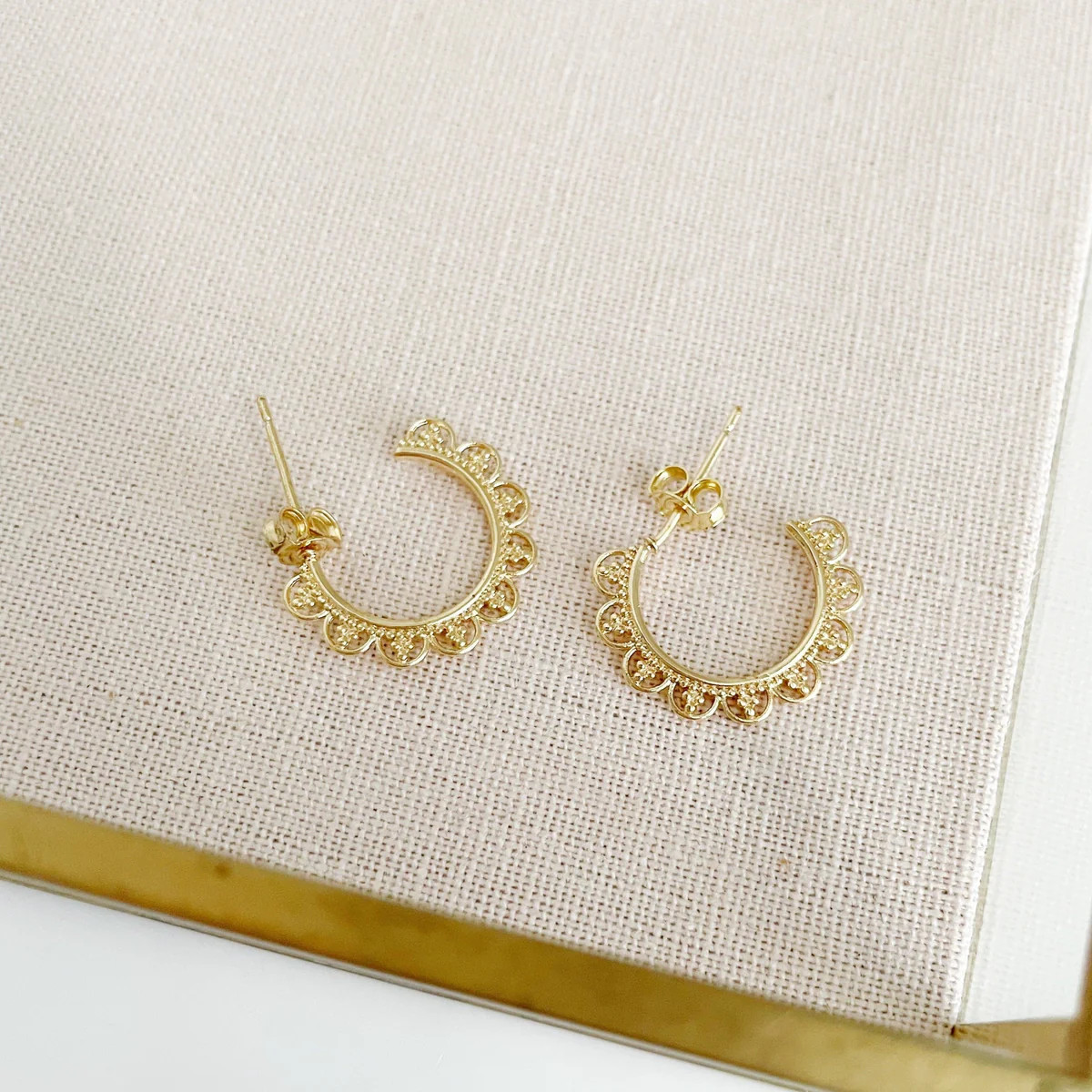 Limited Edition - Scallop Hoop Earrings | Grace + Hudson Jewelry