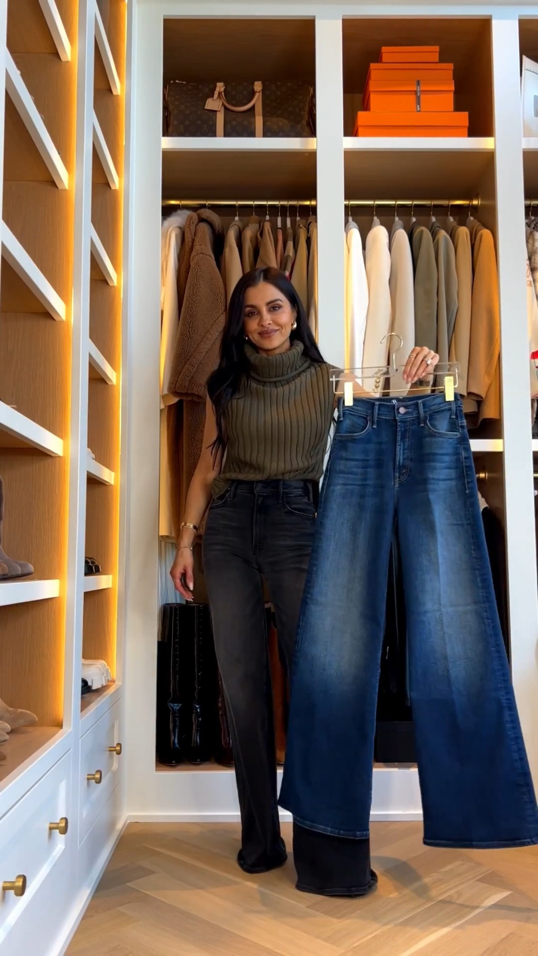 The most flattering jeans in a new wash!
Mother jeans in ‘troublemaker’ in a size 24 run TTS
Nordstrom Green off the shoulder top and jacket wearing an XS
Amazon green suede clutch 



#LTKgrwm #LTKootd #LTKSeasonal