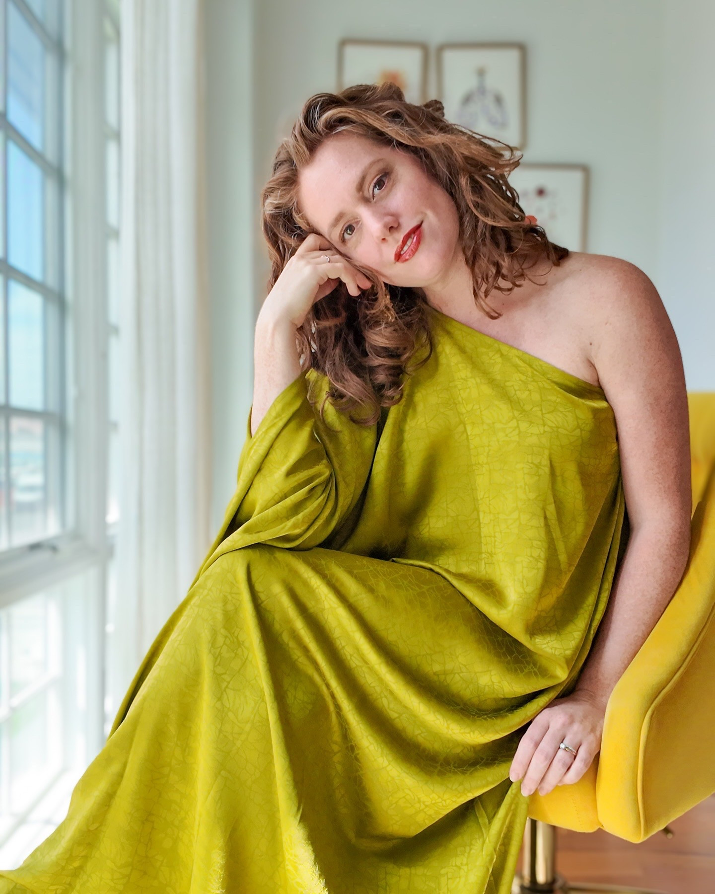 When a designer you’ve fangirled over for years asks if she can send you a fancy dress and invite you to a dinner in Manhattan, it’s an immediate yes 🤩

I don’t even have a place in my closet worthy enough to hang this exquisite piece by Senegalese-born designer, mathematician, and sustainability queen @thediarrablu 

Can we have a moment for the perfect Warm Autumn green 💚 

This comes in multiple colors. If you have an event you’re trying to be the star of, 10/10 recommend.

#createdcolorful #warmautumn #warmspring #weddingguestdress

#LTKWedding #LTKSeasonal #LTKParties