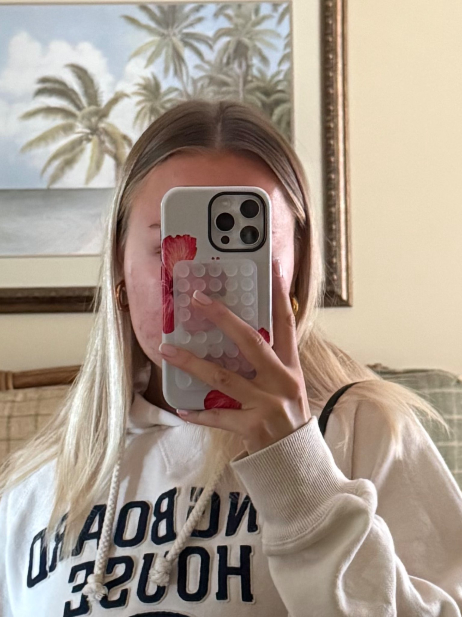 my current phone case 🌺 

#LTKgrwm #LTKvlog #LTKootd