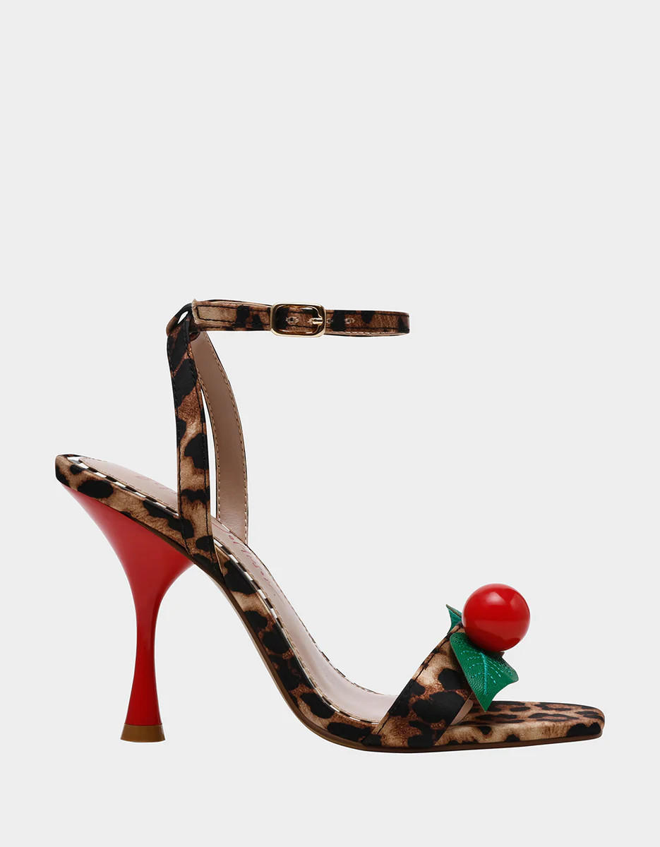 MAIA LEOPARD | Betsey Johnson