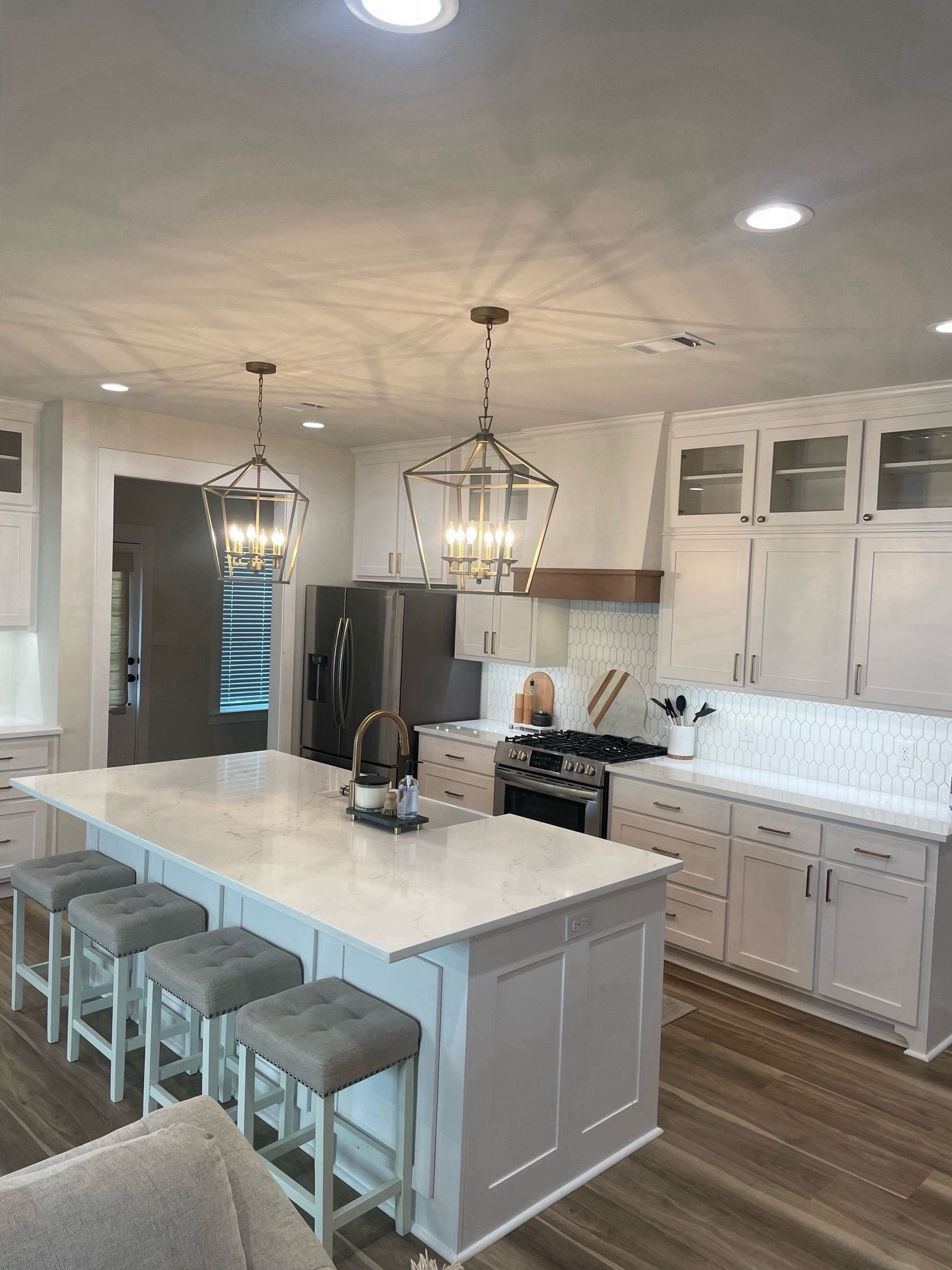 kitchen design 🫧🤍

#kitchen #homedecor #modernneutral

#LTKStyleTip #LTKU #LTKHome