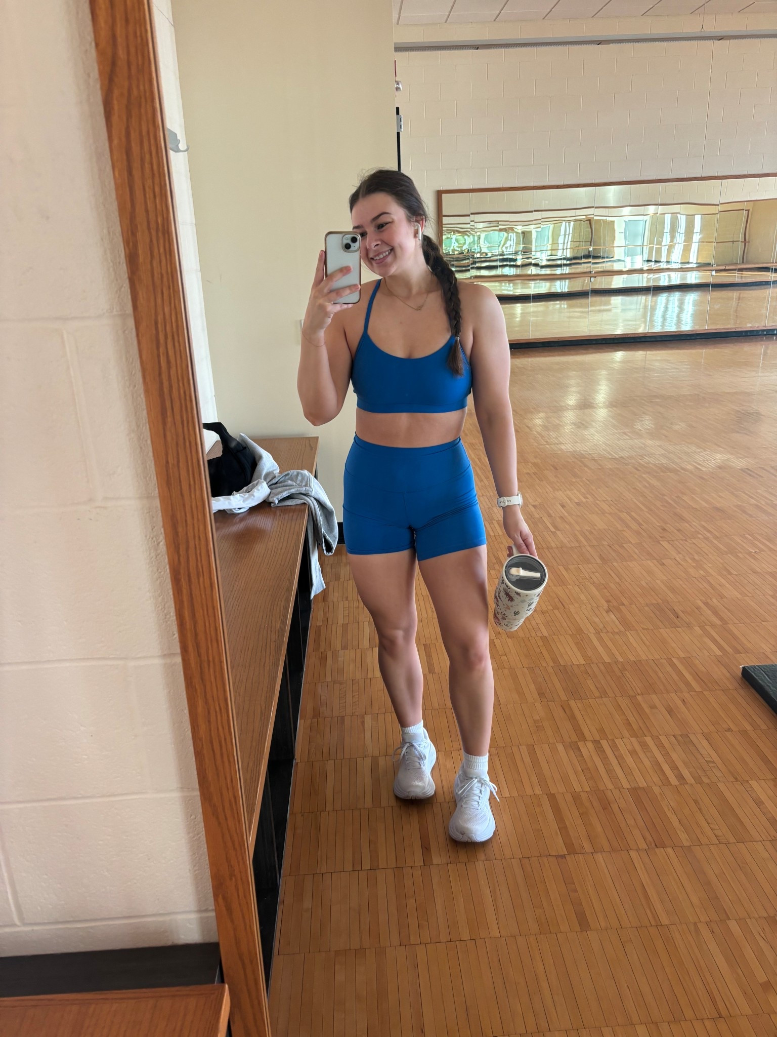 Super cute sparkle blue workout set, wearing my Hoka Bondi 8s and I have my Hydrojug ofc! 

#LTKActive #LTKStyleTip #LTKFitness