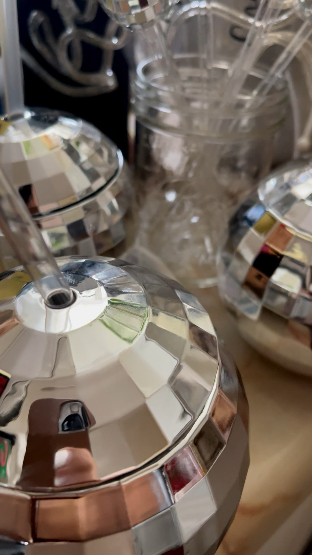 New Years Eve Drinks accessory 

#nye #newyearseve #sparkle #confetti #drinkaccessory #deink #drinkstirs #happynewyear #2026 #celebrate #silvercup #newYearsdrinks

#LTKKids #LTKSeasonal #LTKmomlife