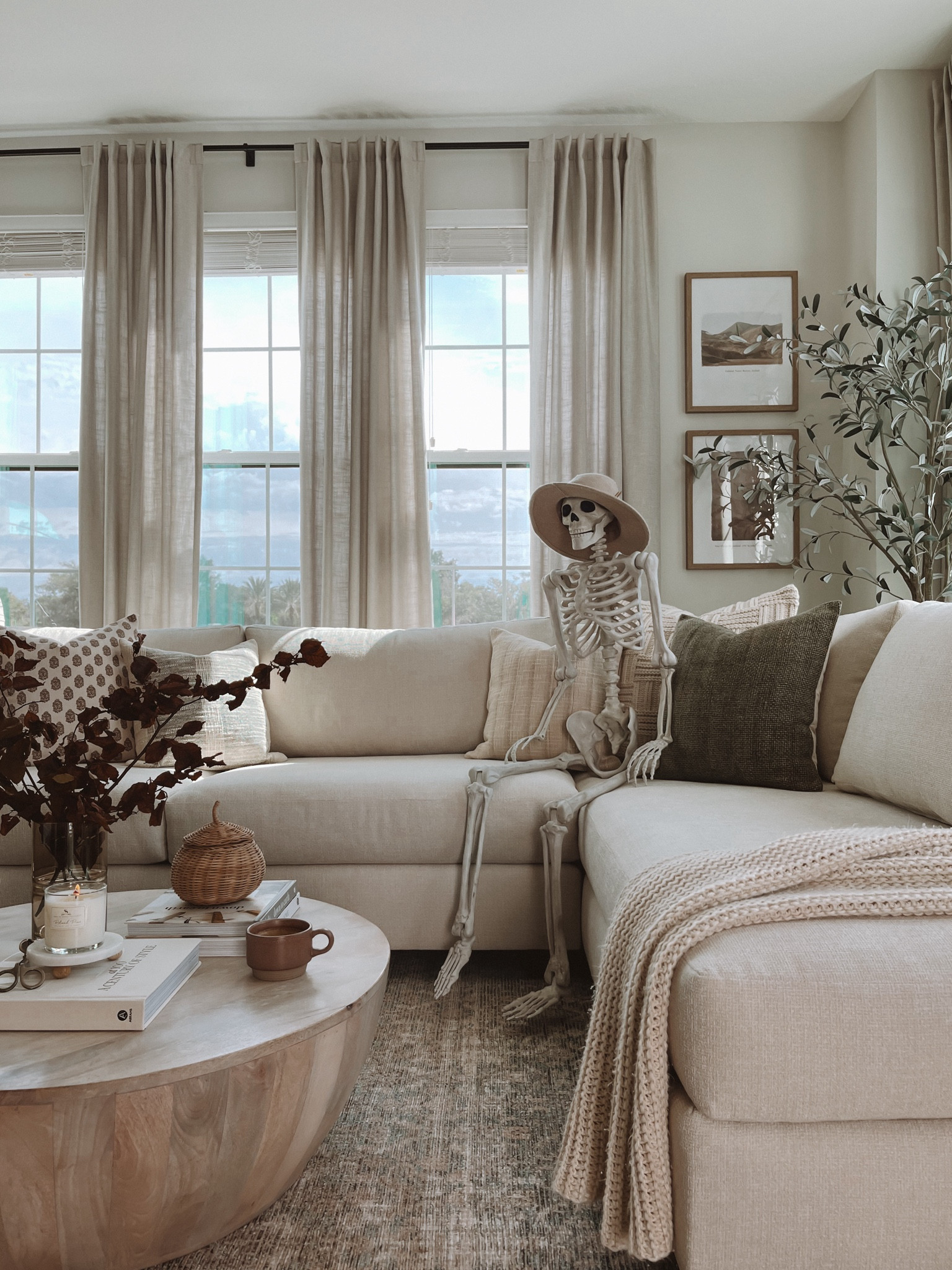 60” posable skeleton, Halloween decor favorites, Target Halloween💀

#LTKSeasonal #LTKHome