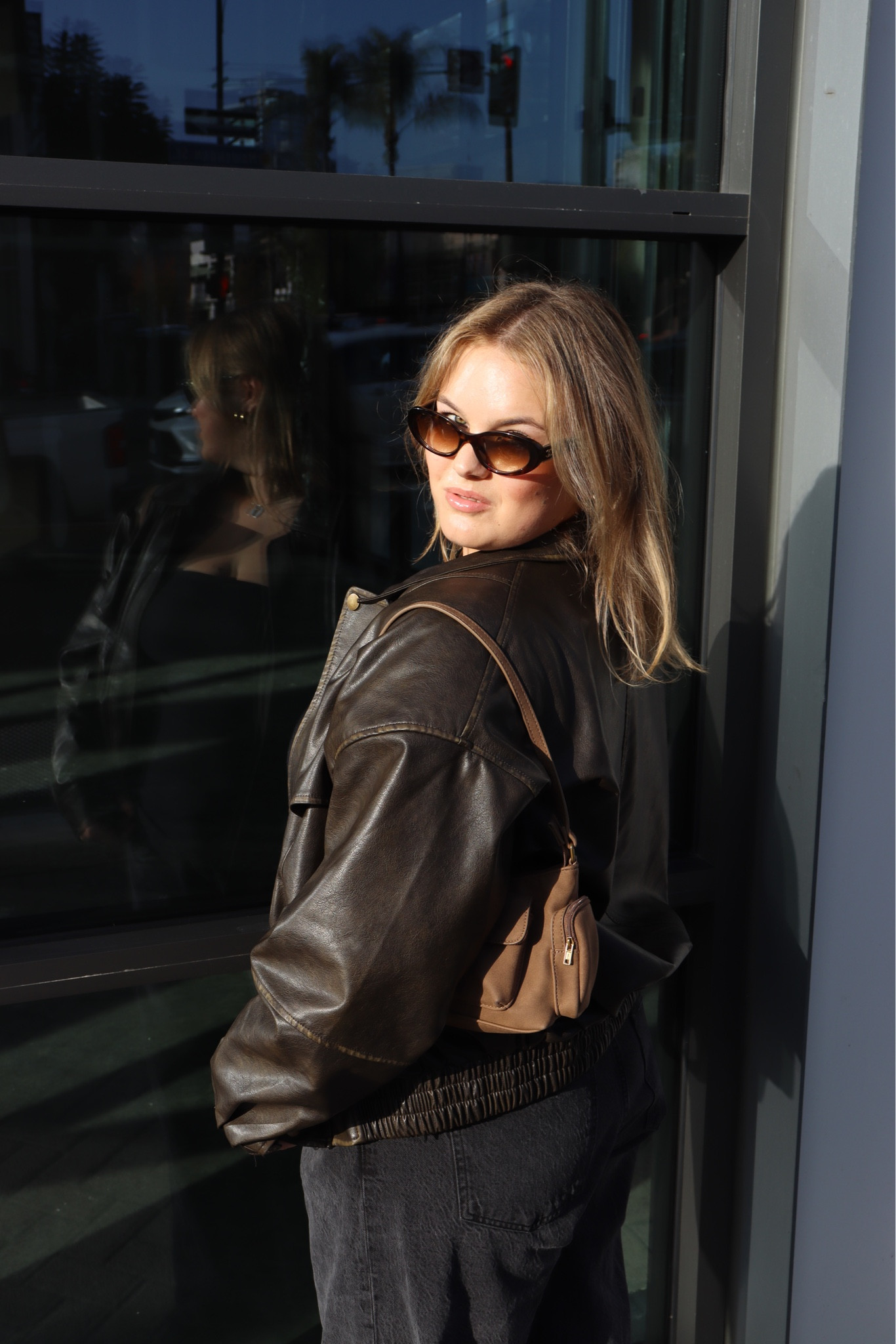 my fav brown leather jacket 🤎 truly elevates any outfit!


#LTKSeasonal #LTKU #LTKWatchNow