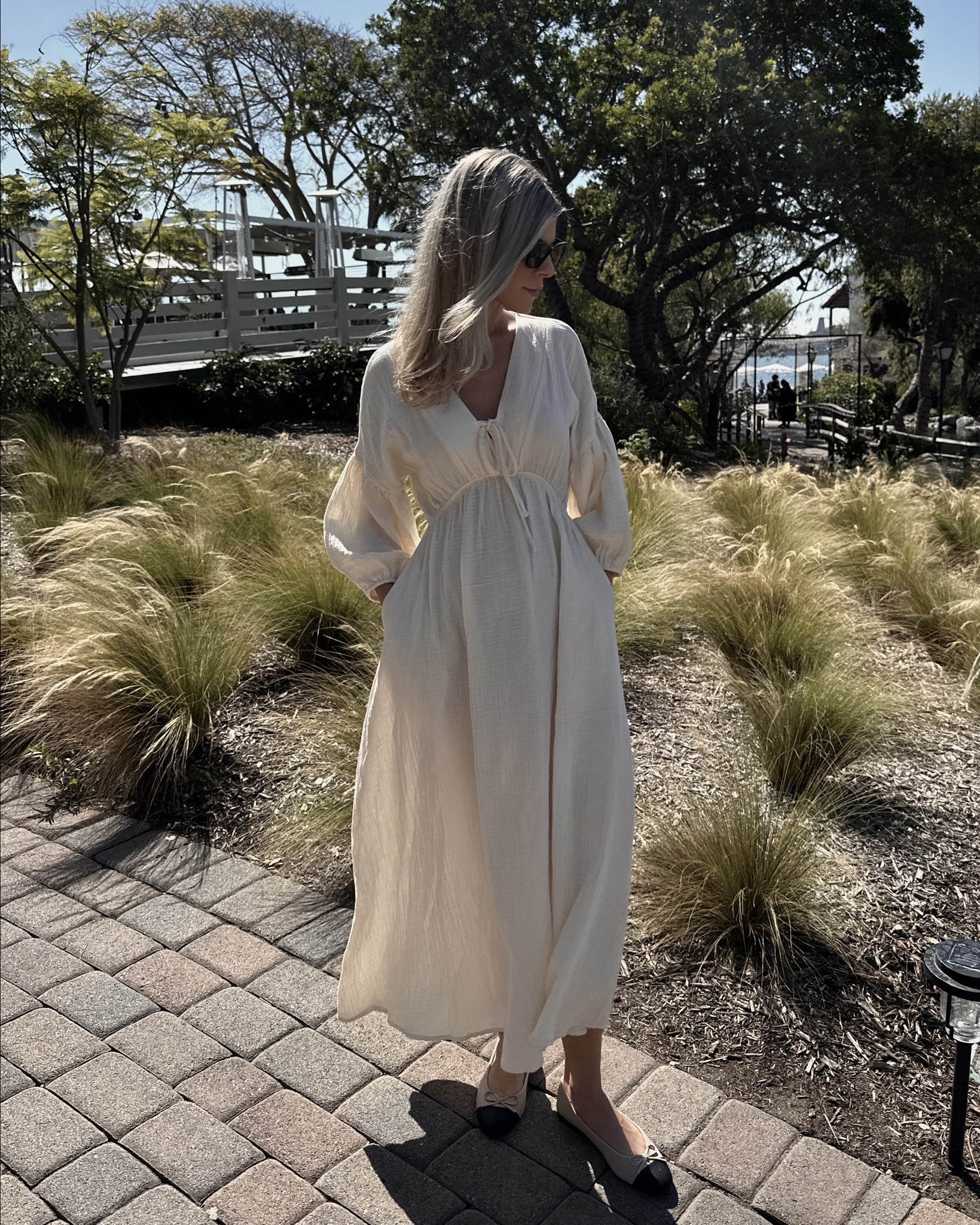 Softest 100% cotton gauze dress, bump friendly, has pockets 😍

#LTKFindsUnder100 #LTKBump #LTKWedding