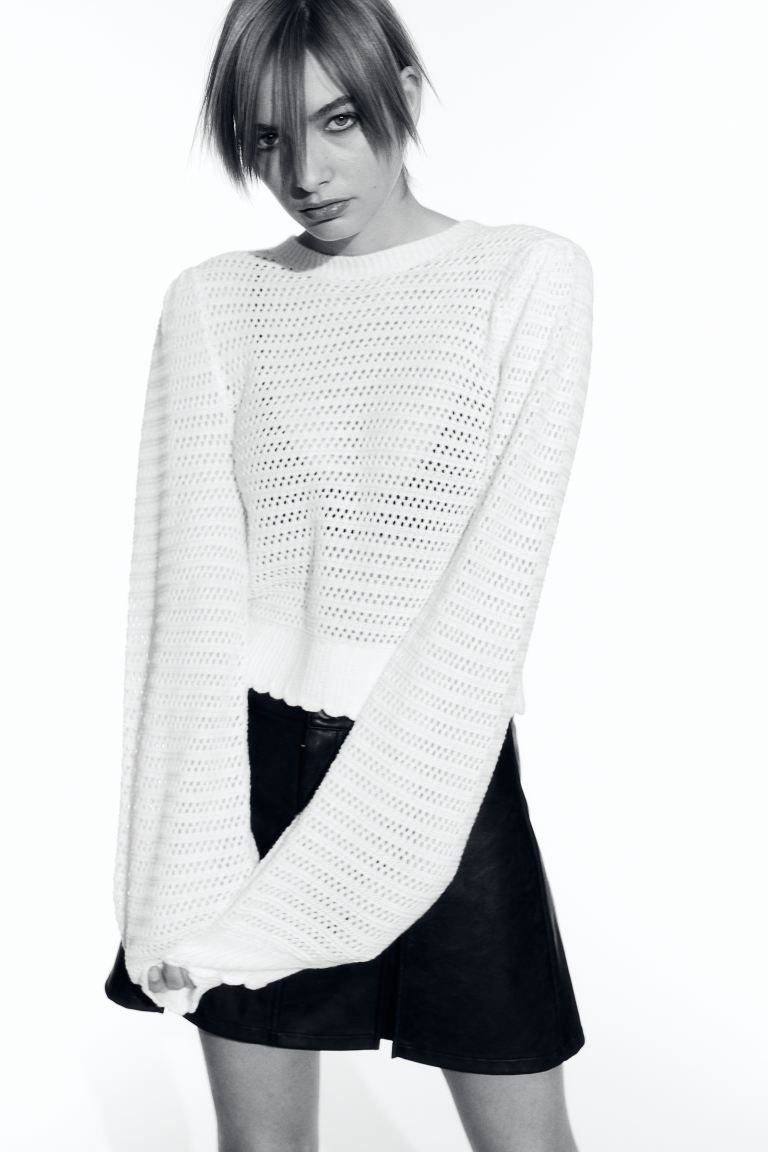 Hole-knit open-backed jumper - White - Ladies | H&M GB | H&M (UK, MY, IN, SG, PH, TW, HK)