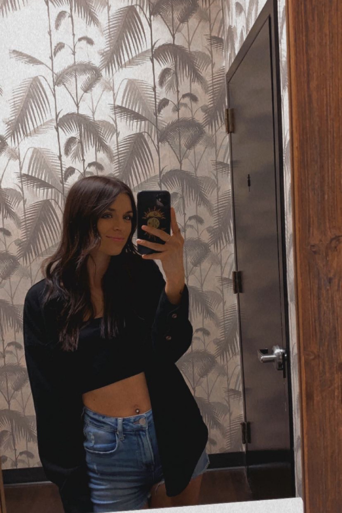 Casual summer fit 🖤

Oversized corduroy button-up- Amazon
Bandeau top- SHEIN
Distressed jean shorts- boutique but linked similar 

Amazon, Amazon fashion, women’s fashion, affordable fashion, denim, casual style, corduroy jacket, bandeau top, SHEIN. 

#LTKStyleTip #LTKFindsUnder50