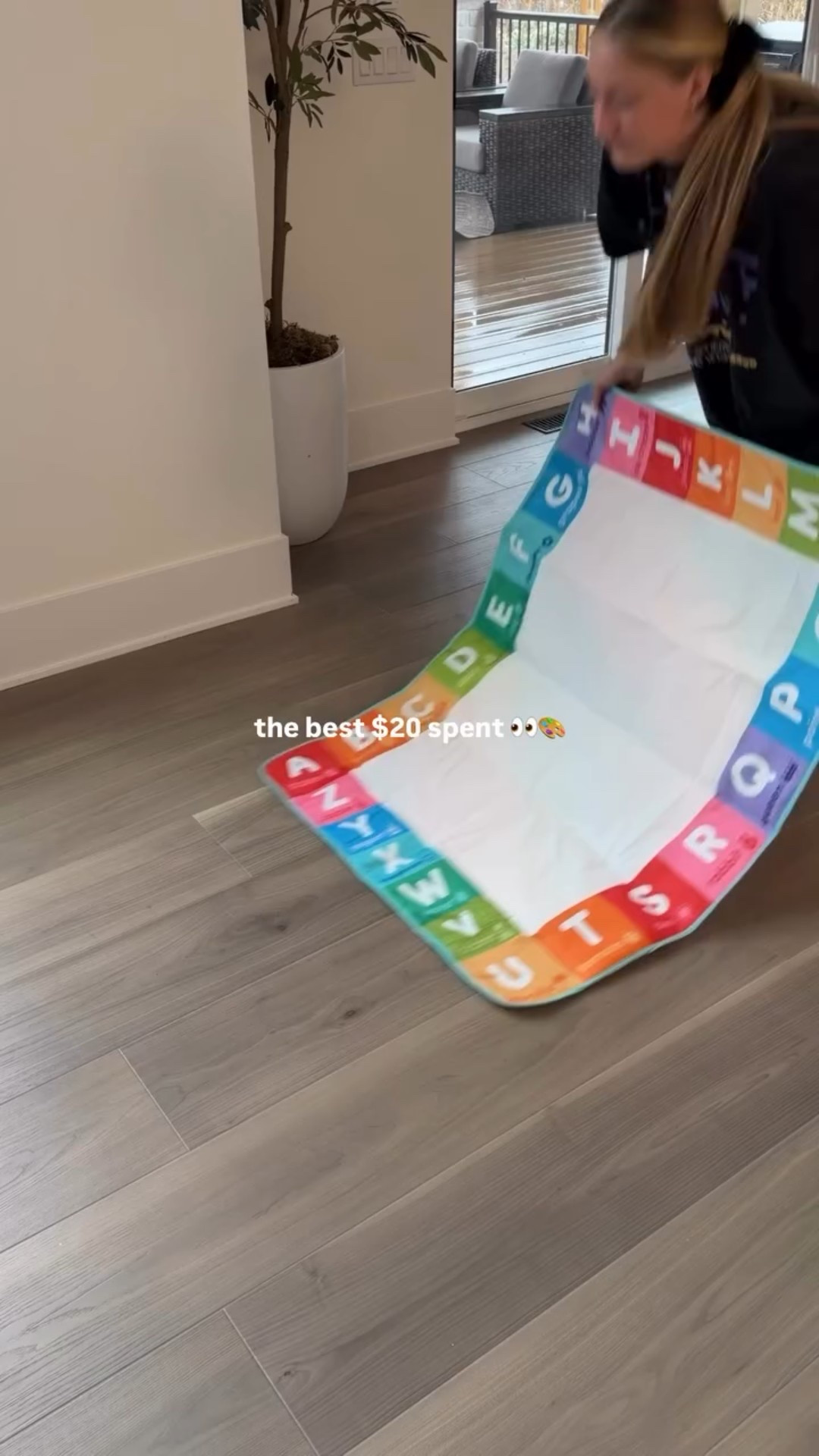 my 4 & 6 year old love this mat 🌈 🎨 and I love it bc you only use water 💦 

tap follow for more finds for kids + comment a 🩵 for direct link to shop ◡̈