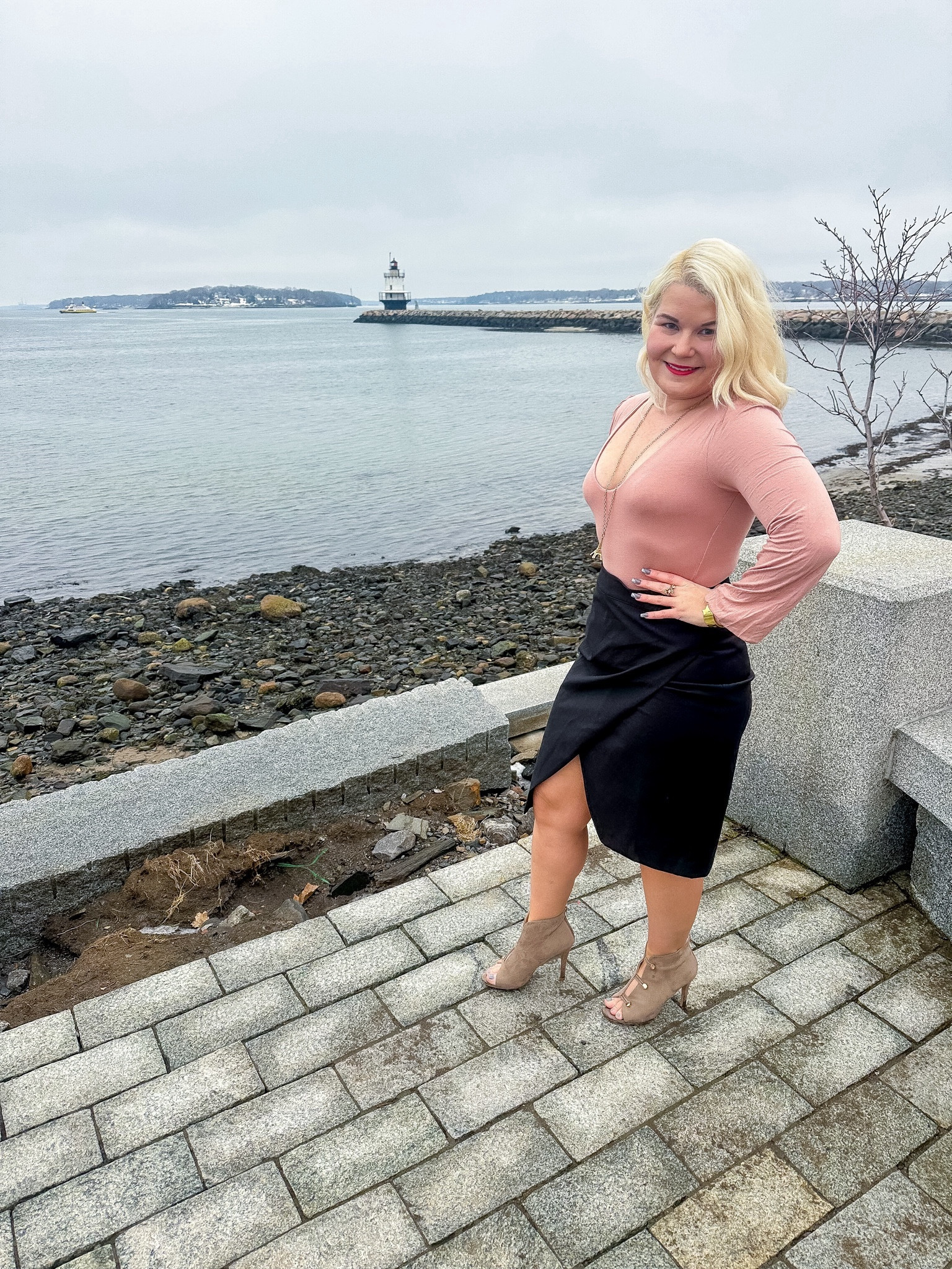 Love this bodysuit from Lulu’s it goes with everything. And is perfect for date night!

#LTKworkwear #LTKSeasonal #LTKparties