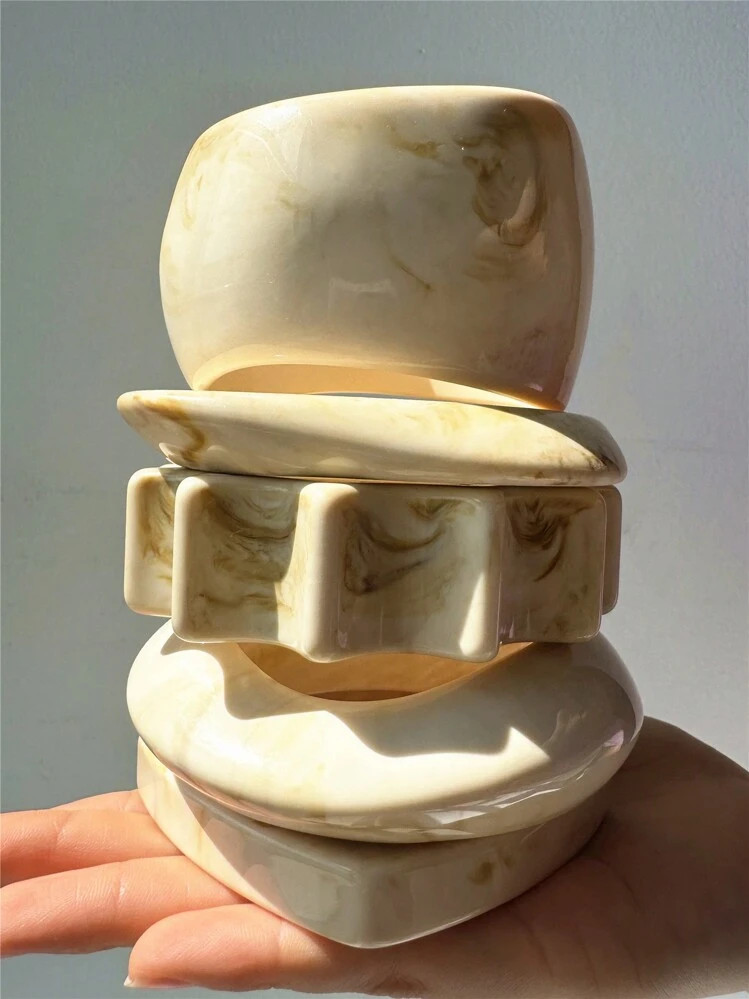 1pc New Beige Tie Dye Wide Asymmetrical Resin Bracelet, Exaggerated Geometric Fashion, Layered Wear For Everyday & Party, Thick & Oversized Jewelry Gift, Autumn/Winter | SHEIN