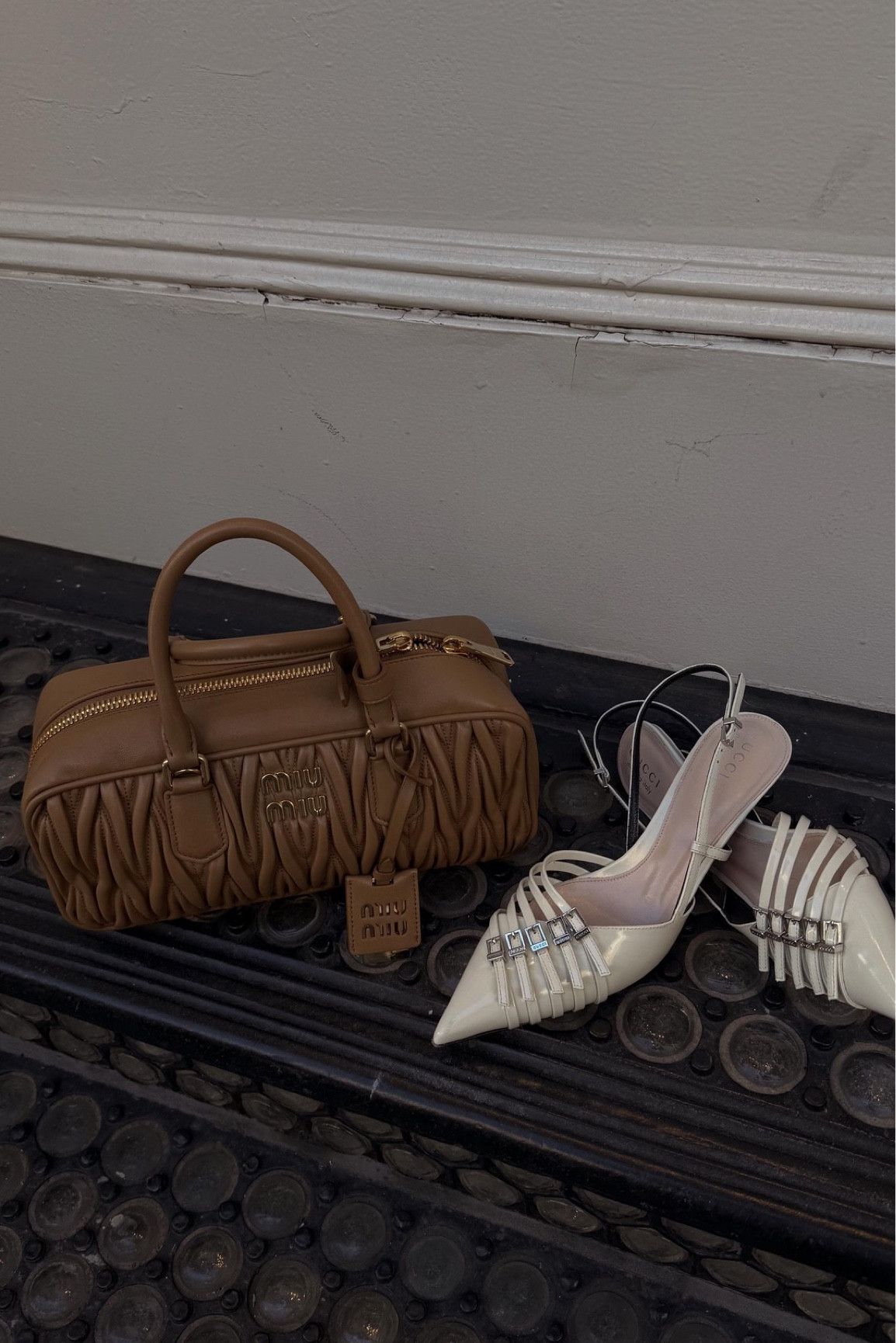 shades of brownnn🧸

#effortlesschic #outfitideas #neutralstyle