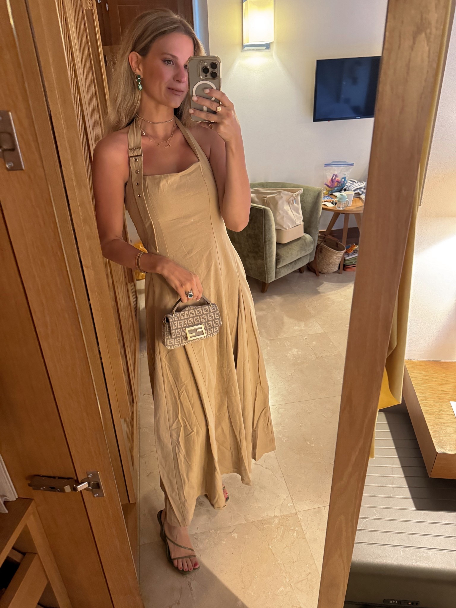 It may be a wrinkled mess in this photo, but I promise this dress is a good one. 

#LTKSeasonal #LTKTravel #LTKStyleTip