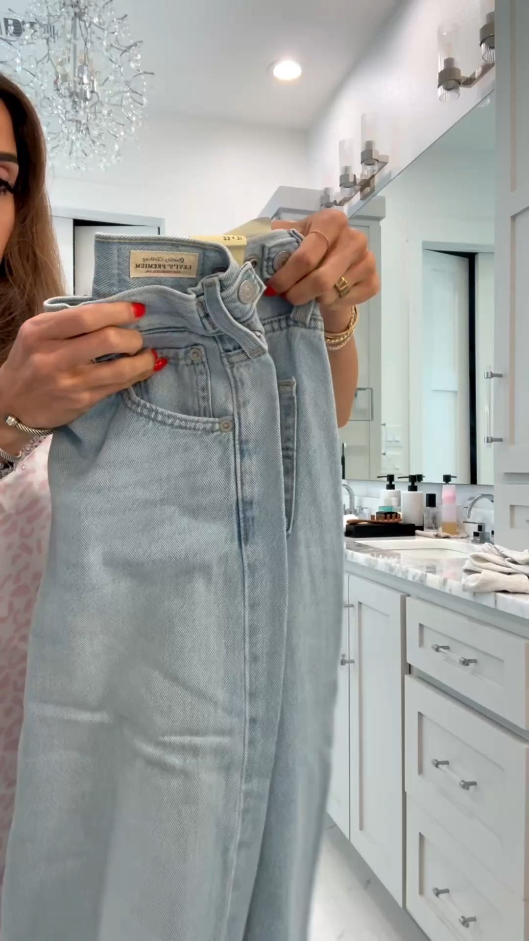 Trending cinch waist baggy jeans that feel like sweatpants. Not too baggy and on sale! Wearing 23

#LTKSaleAlert #LTKPetite #LTKSeasonal