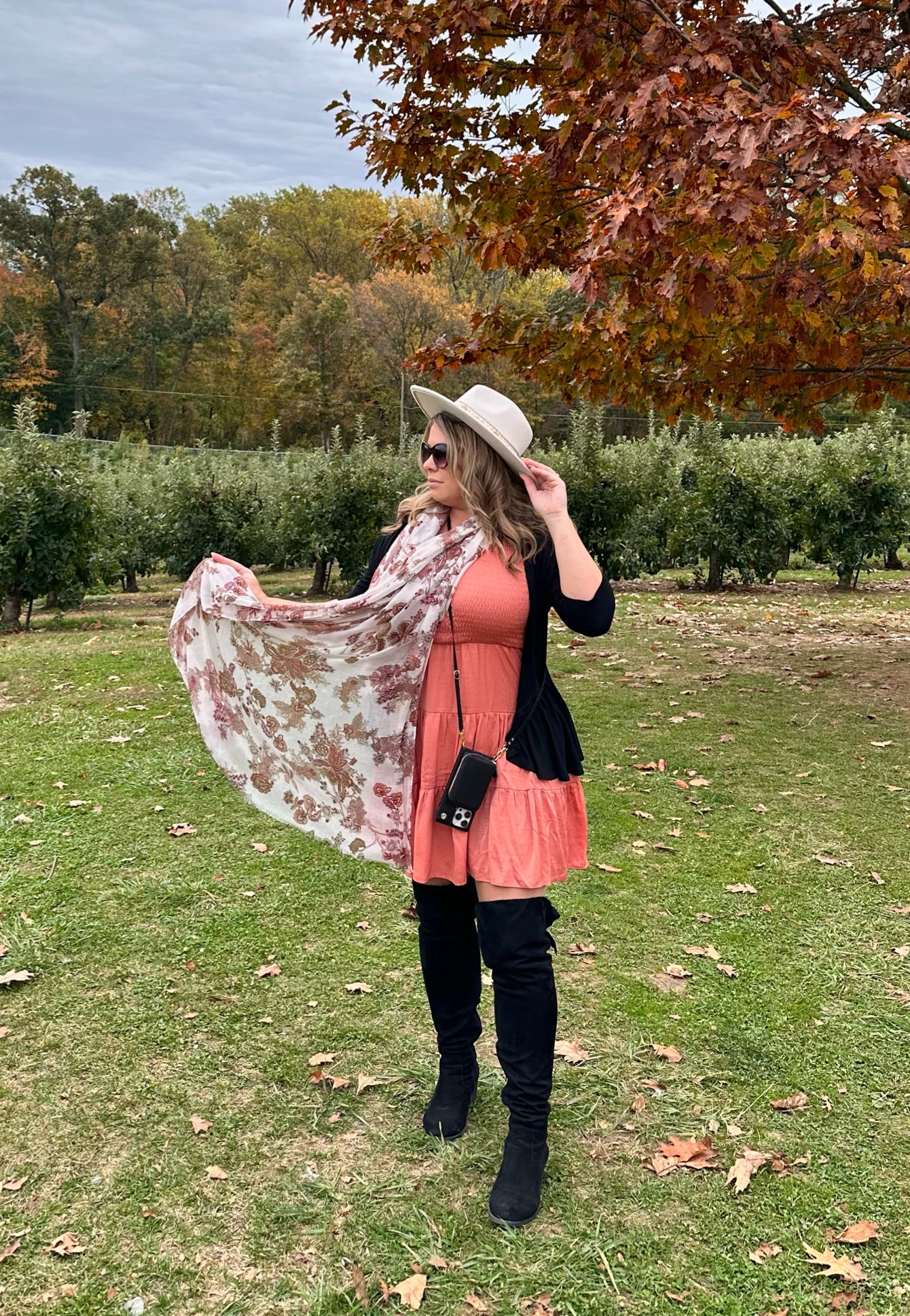 This phone case crossbody makes a fantastic holiday gift for any woman on-the-go. 

#phonecase #gifts

#LTKGiftGuide #LTKHoliday #LTKSeasonal